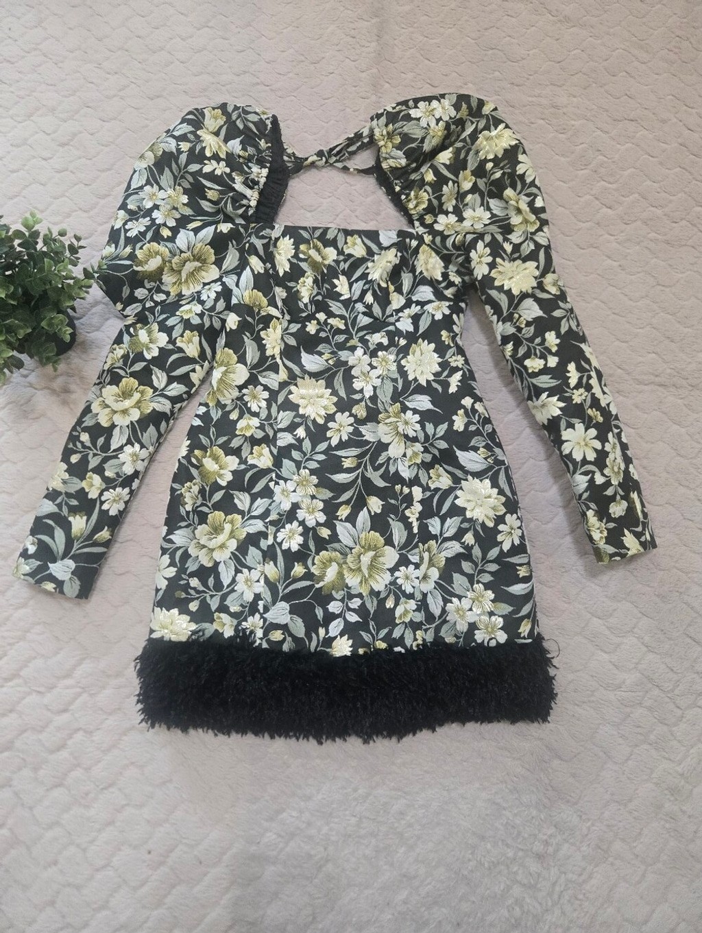 Miss Selfridge Green & Black Floral Jacquard Black Faux-Fur Fringe Dress, Size 4