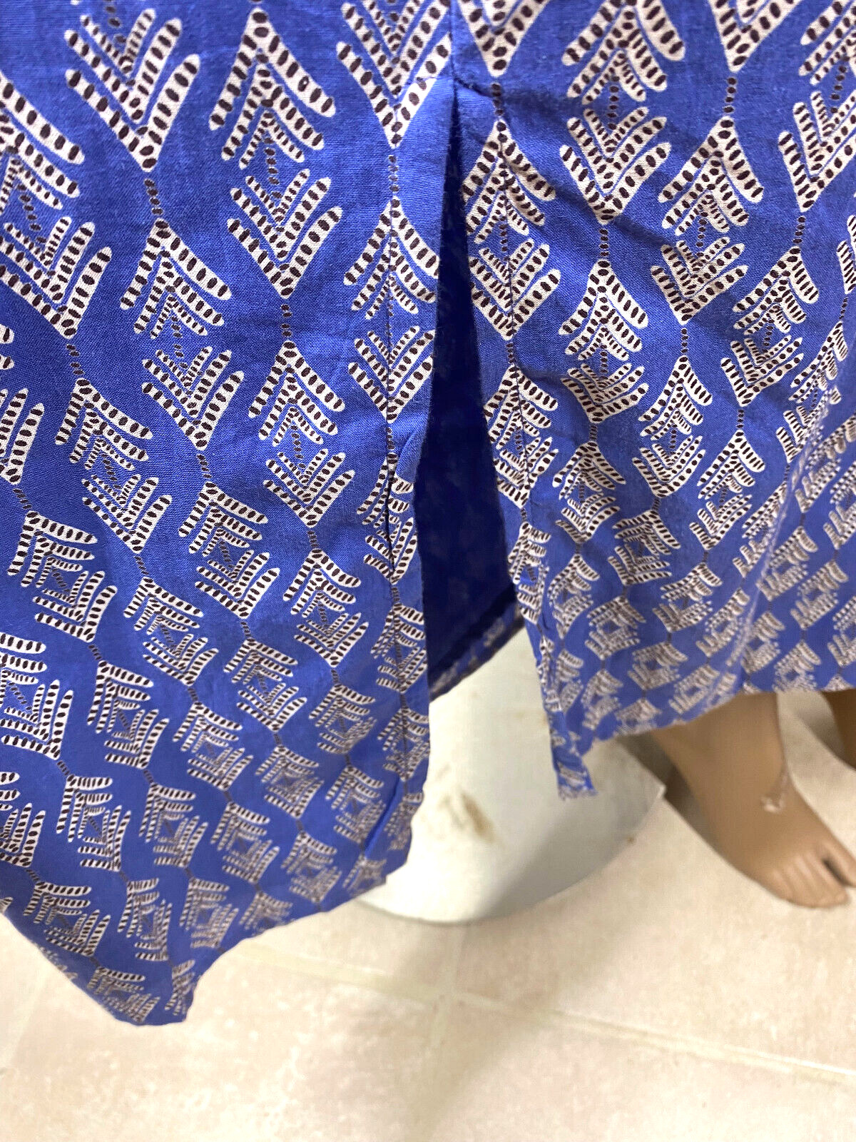 Graymarket Designs Hand Block Printed Dress Size S/M Blue Keyhole Neck Belted