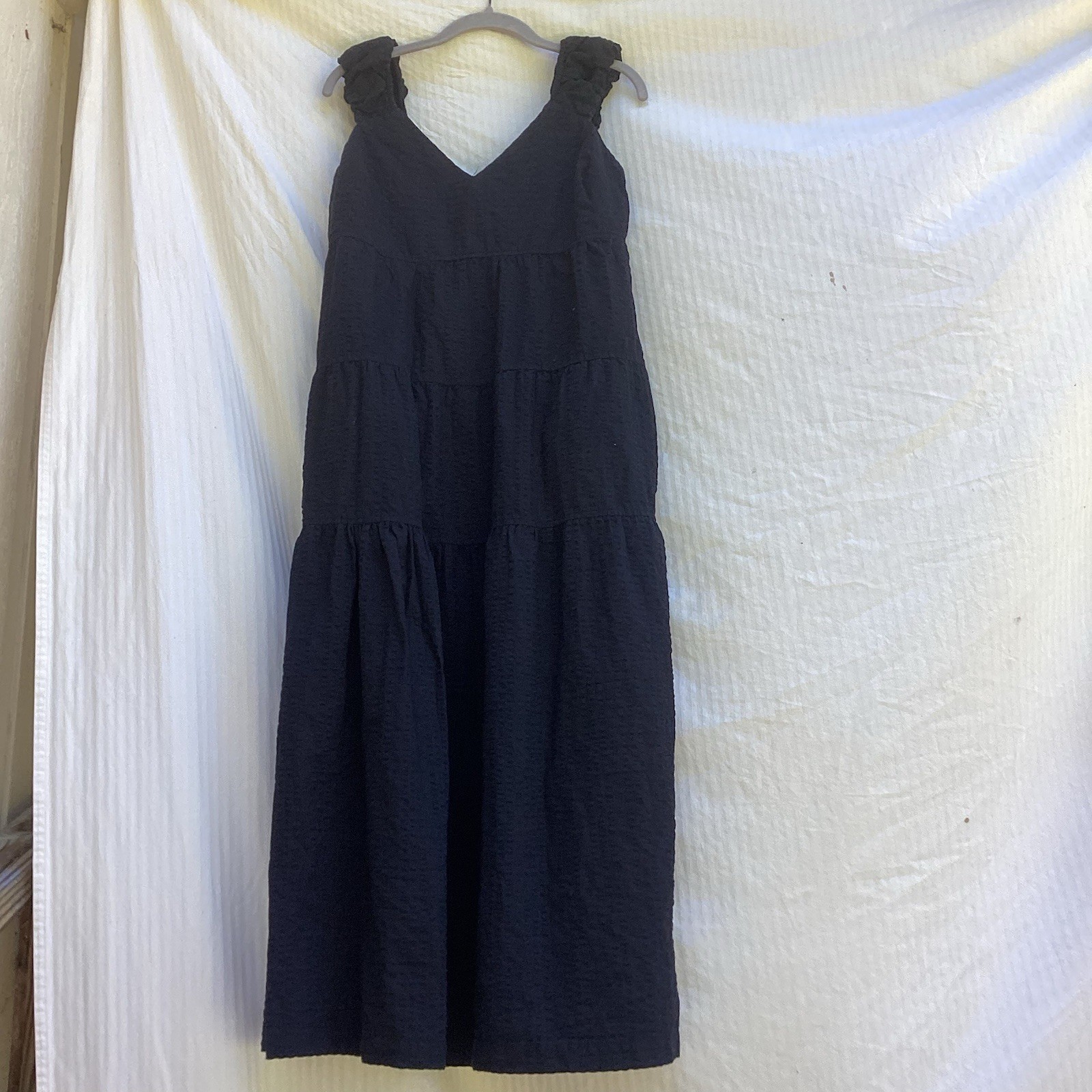 Old Navy Black Textured With Elastic Smocking And Tie On Back, Size Medium