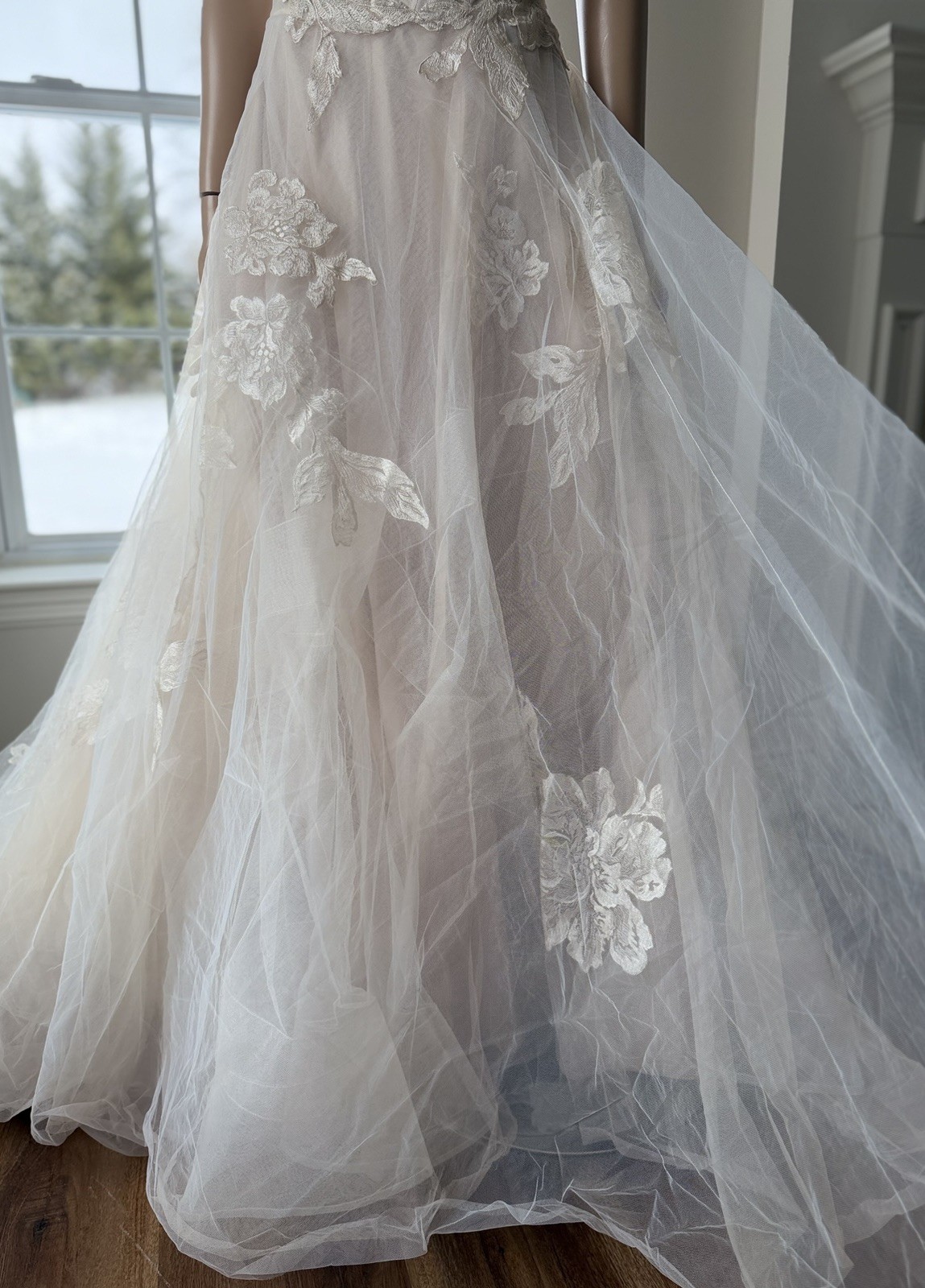Willowby by Watters Tulle Wedding Dress Sz 22W Beige Lace Boho Bridal Fairy Gown