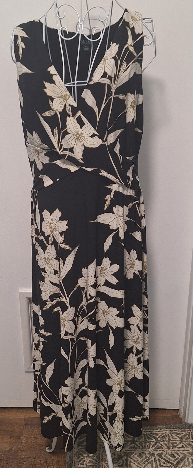 Lauren Ralph Lauren Dress 14 V-Neck Sleeveless Black White Floral