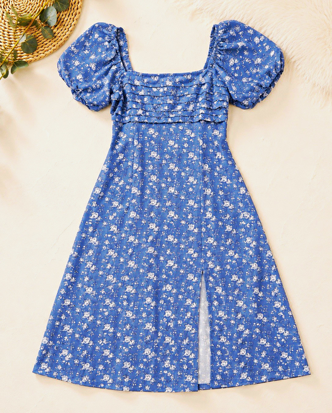francesca’s XL Blue/White Floral Square Neck Puff Sleeve Smocked Midi Dress