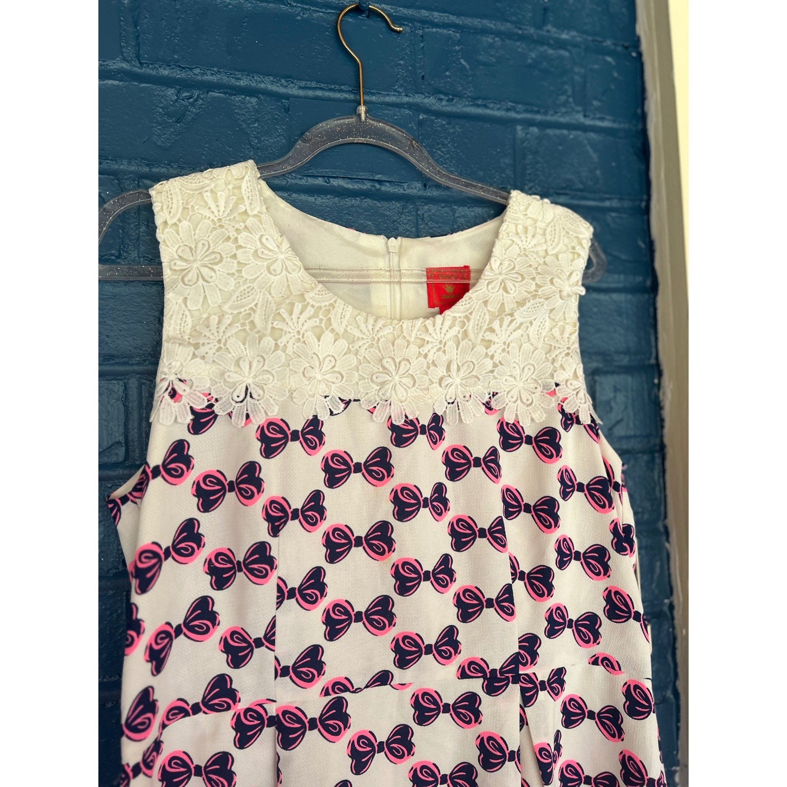 Bow Print Lace Neck Dress Ivory Pink Navy Sleeveless Women’s M , Deep or Shallow