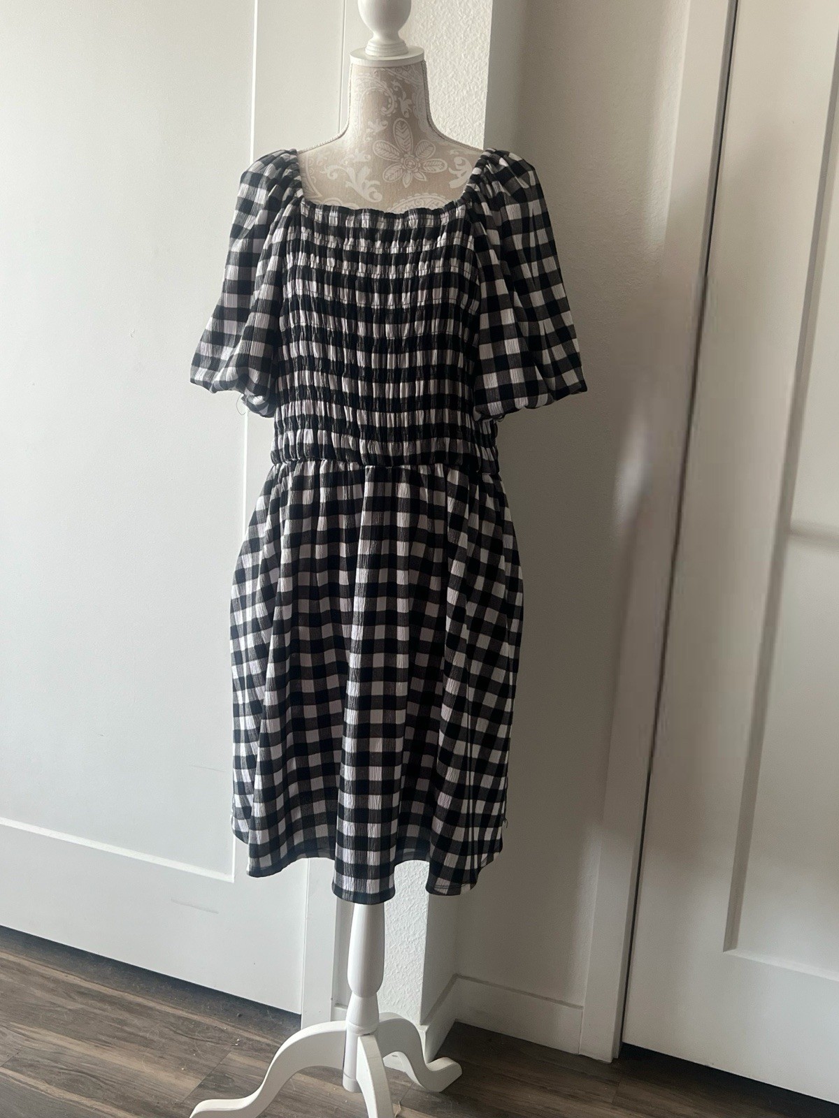 Lularoe Xl Alina Black & White