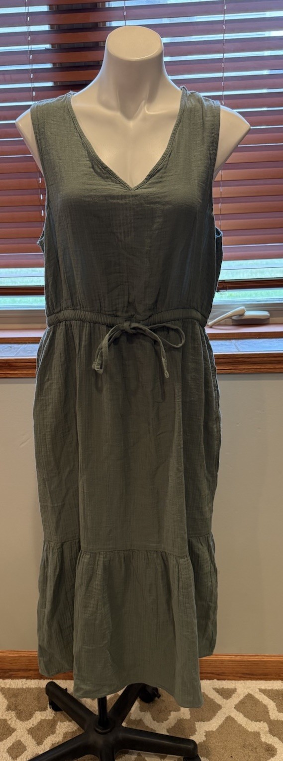 L.L.Bean Cloud Gauze 100% Cotton Midi Dress Size Medium Sea Green NWT Sold Out
