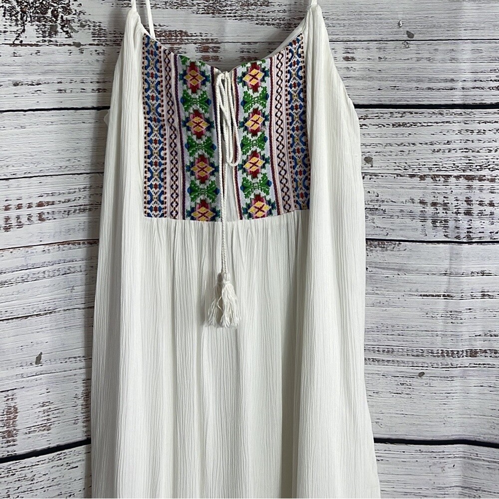 Way-In Dress Womens size Large embroidered Sleeveless  Boho tassels white New