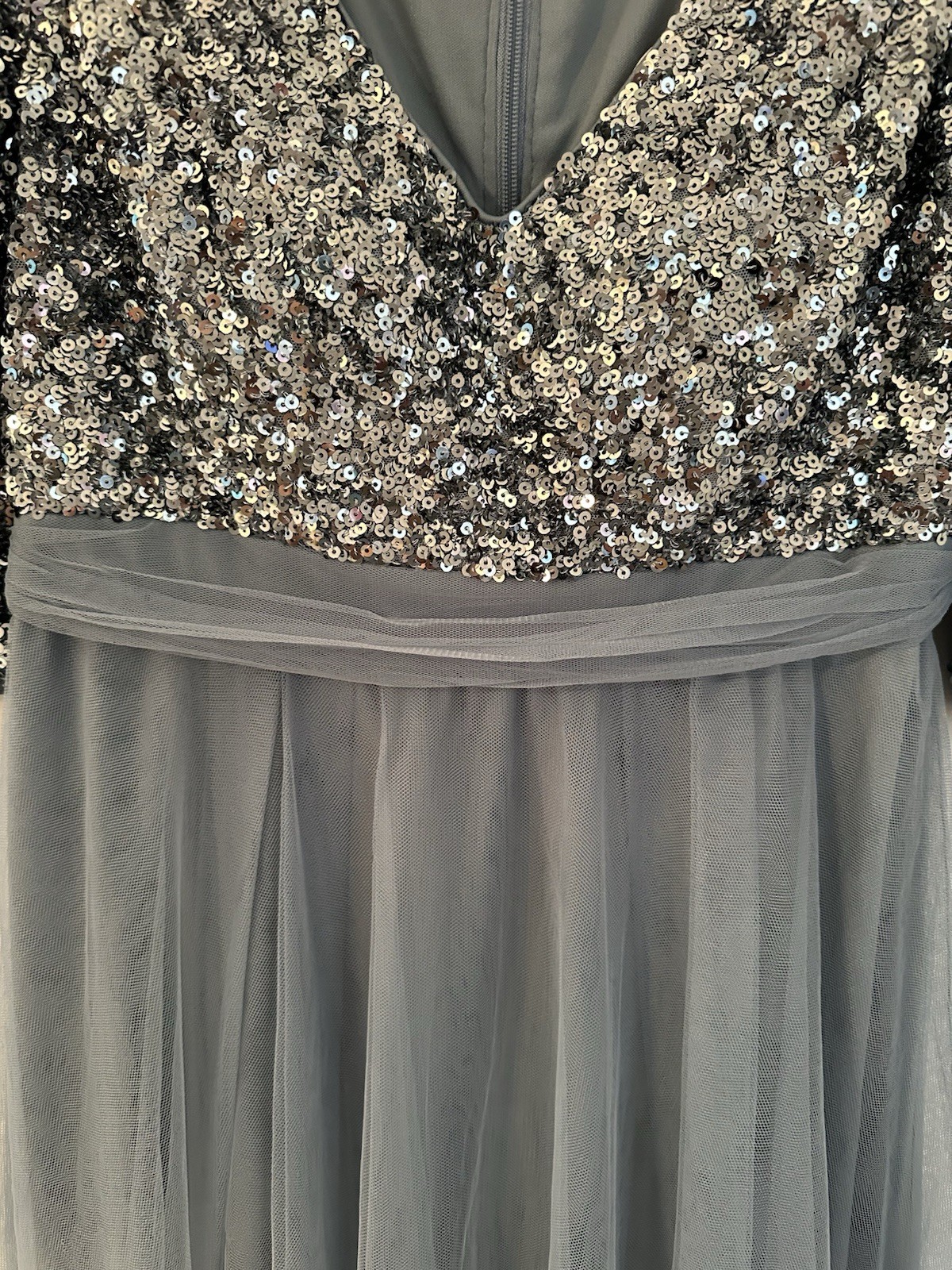 XUIBOL NWT Elegant Formal Dress Size L