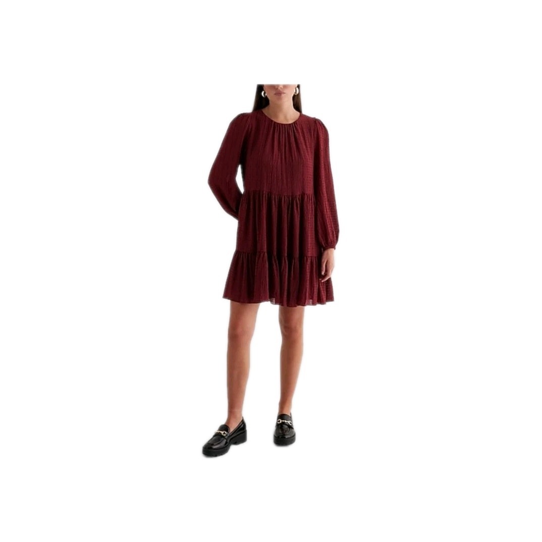 Express Beautiful maroon dress with Pockets Size Large NWT Reg $78.00