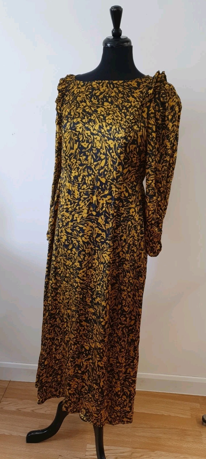 OLIVER BONAS Long Dress UK12, Viscose, Long Sleeve USED!