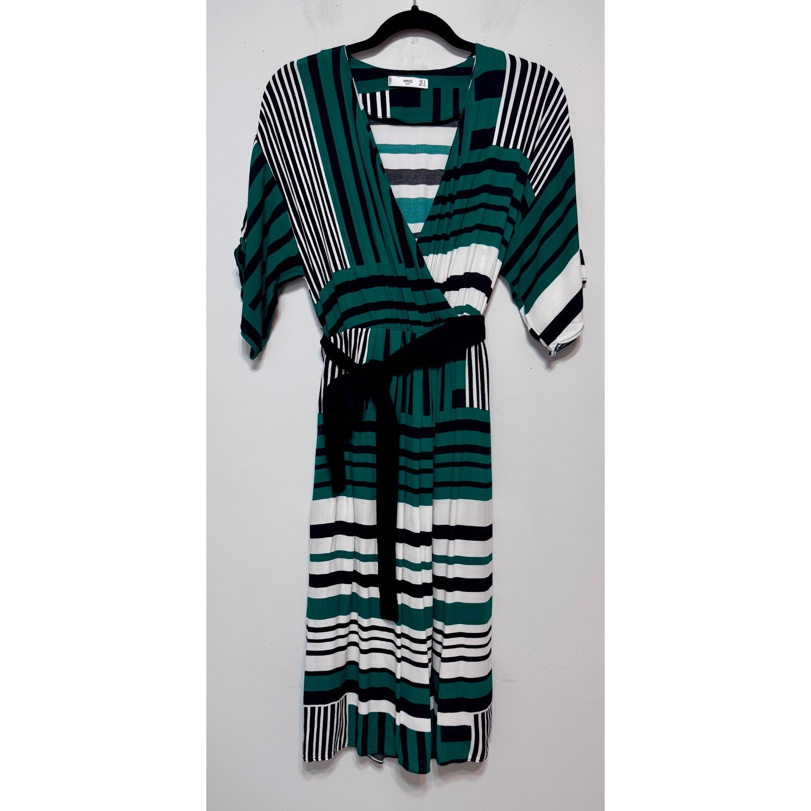 Kelly Green Striped Wrap Style Dress Size 4 European Chic Modern Minimalism