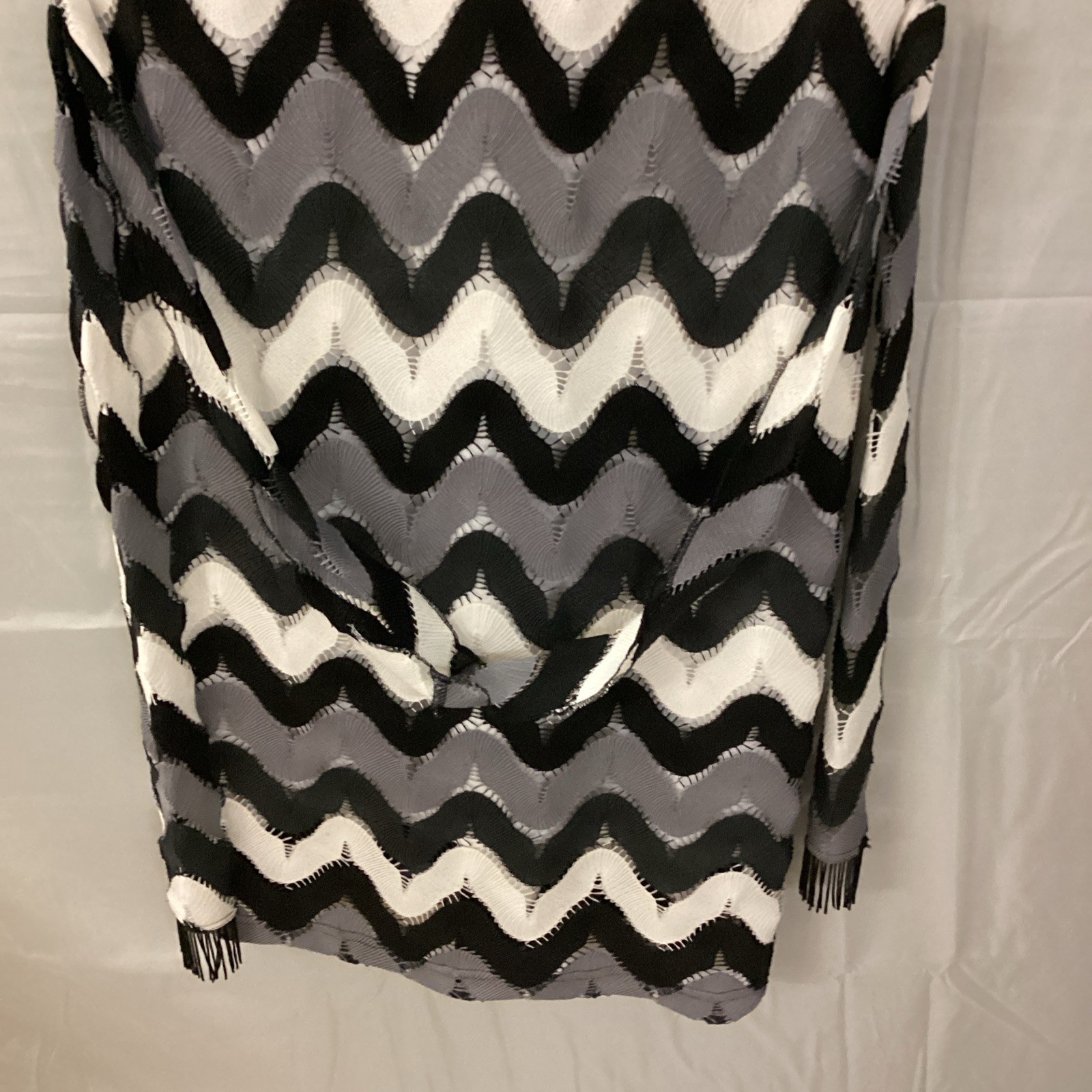 #103 Sharagano Lined Dress Gray Black White Size 10 Women’s