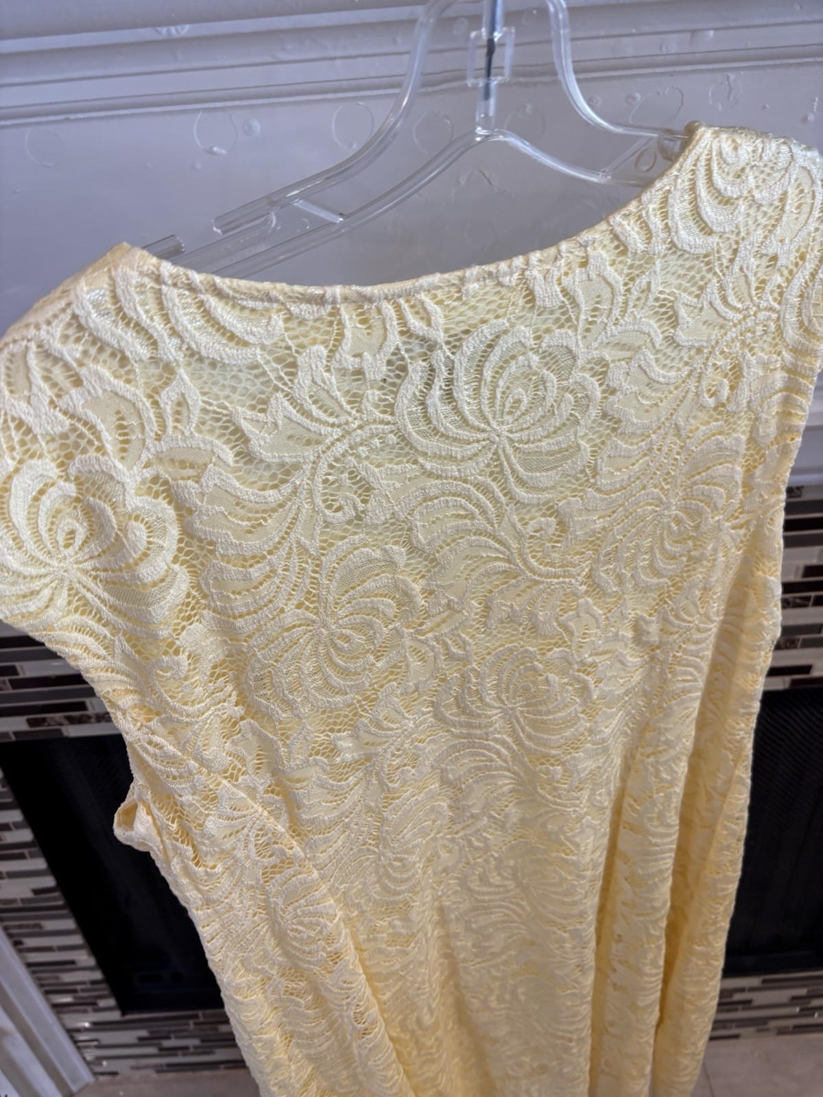 RN STUDIO Yellow Lace Sleeveless Cocktail Dress Size 18/ By RONNI NICOLE ✨