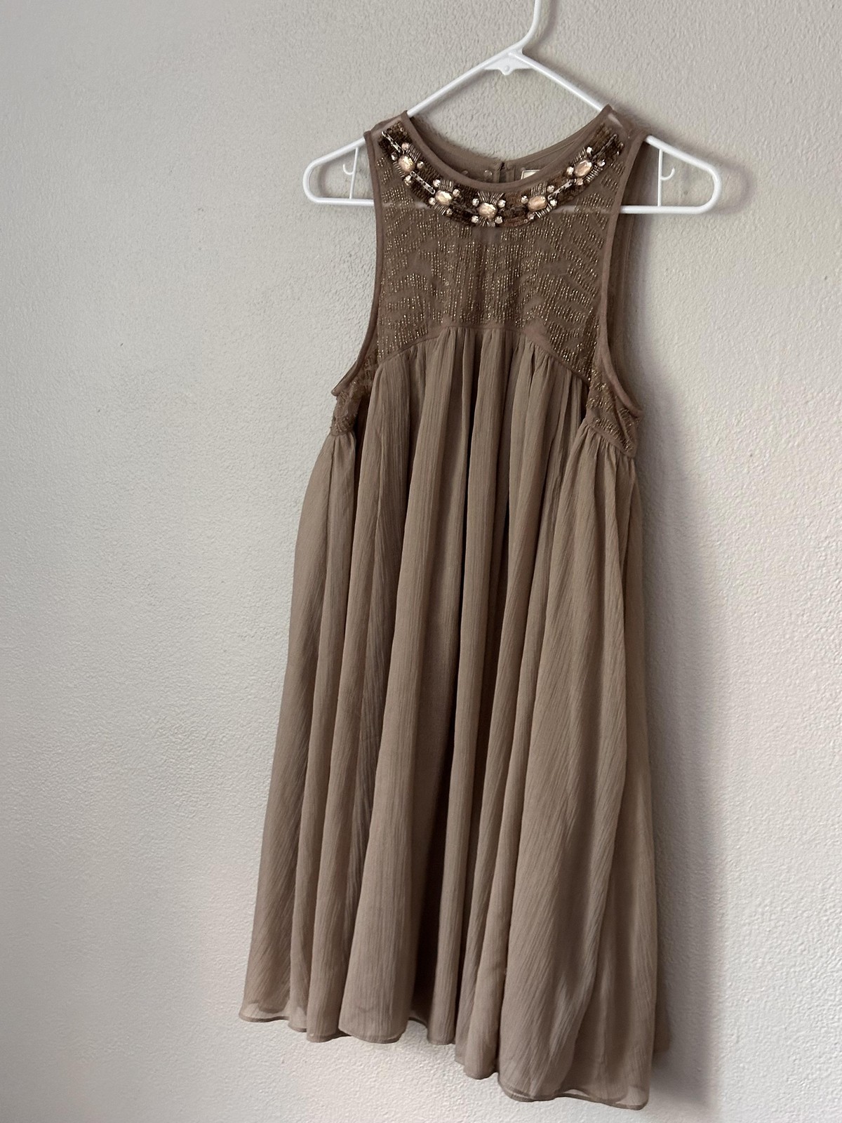 Moulinette Soeurs Dress Womens 10 Beige Beaded Chiffon Swing Tank Party Wedding