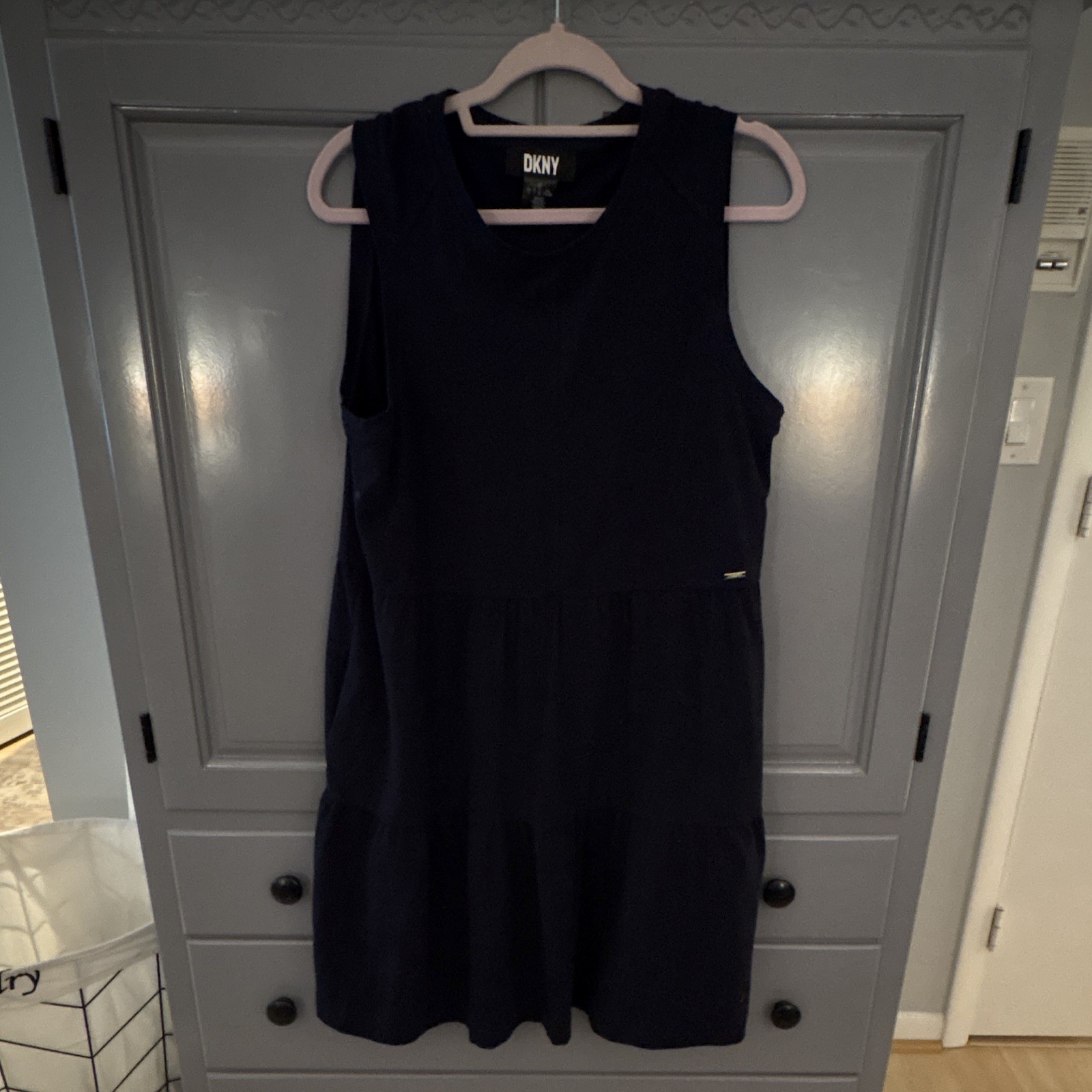 DKNY Women’s Navy Blue Solid Scoop Neck Shift Knee-Length Sleeveless Dress L