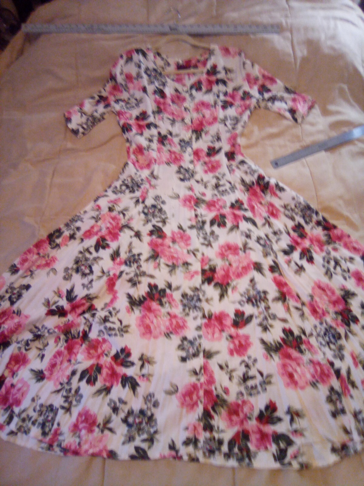 VTG Long Fit and Flare M floral woven rayon long Dress Garden Party Barbie
