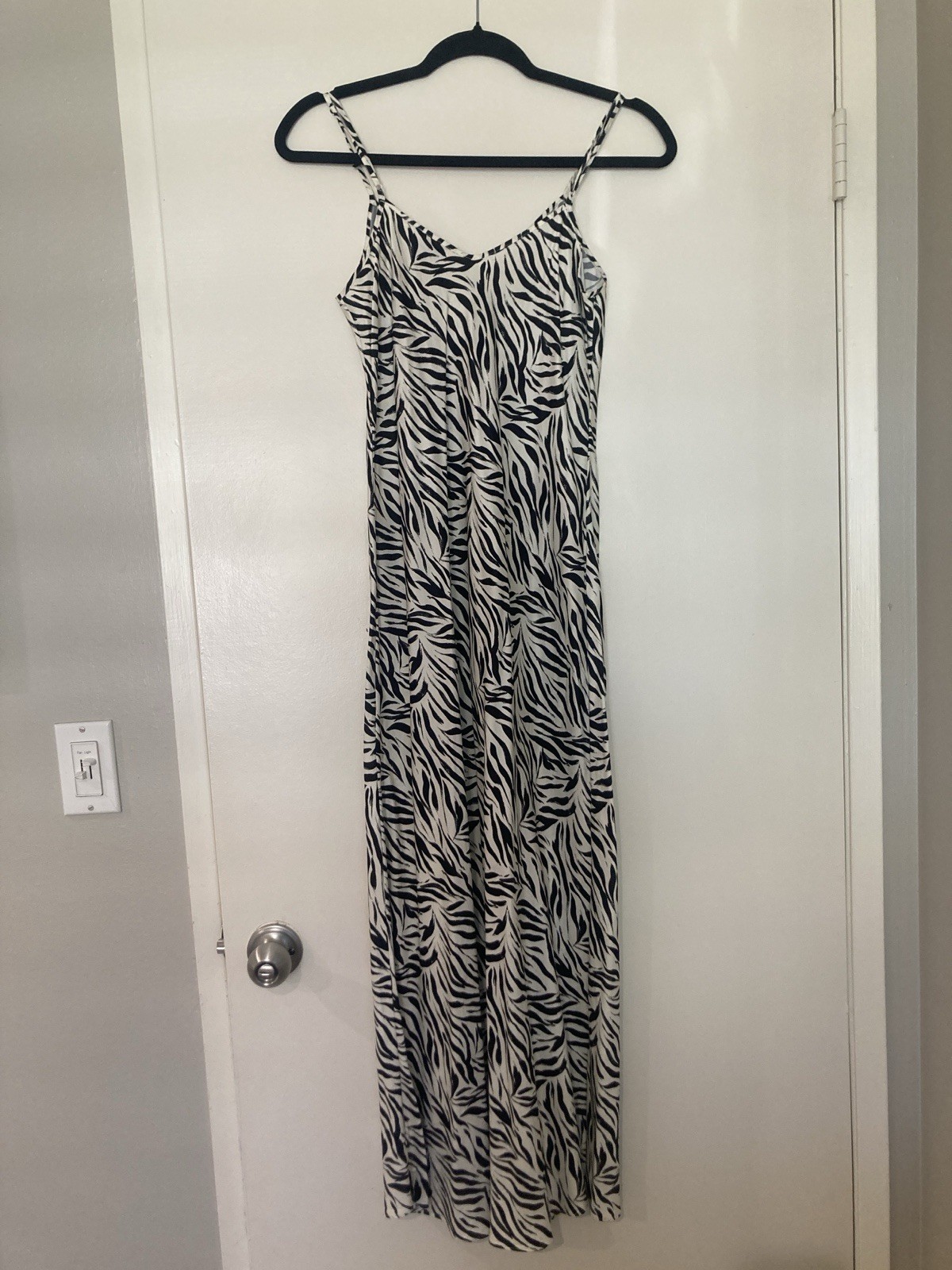 GINIA Black/White Zebra Animal Print Strappy Sleeveless Maxi Dress Size M