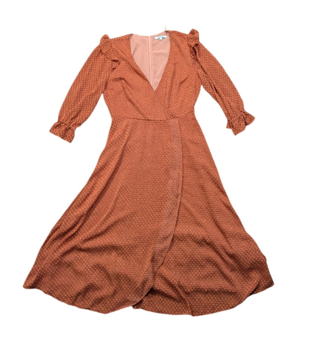 Madewell Clara Dress Weathered Brick Size Medium Orange Textured 3/4 Sleeve Midi