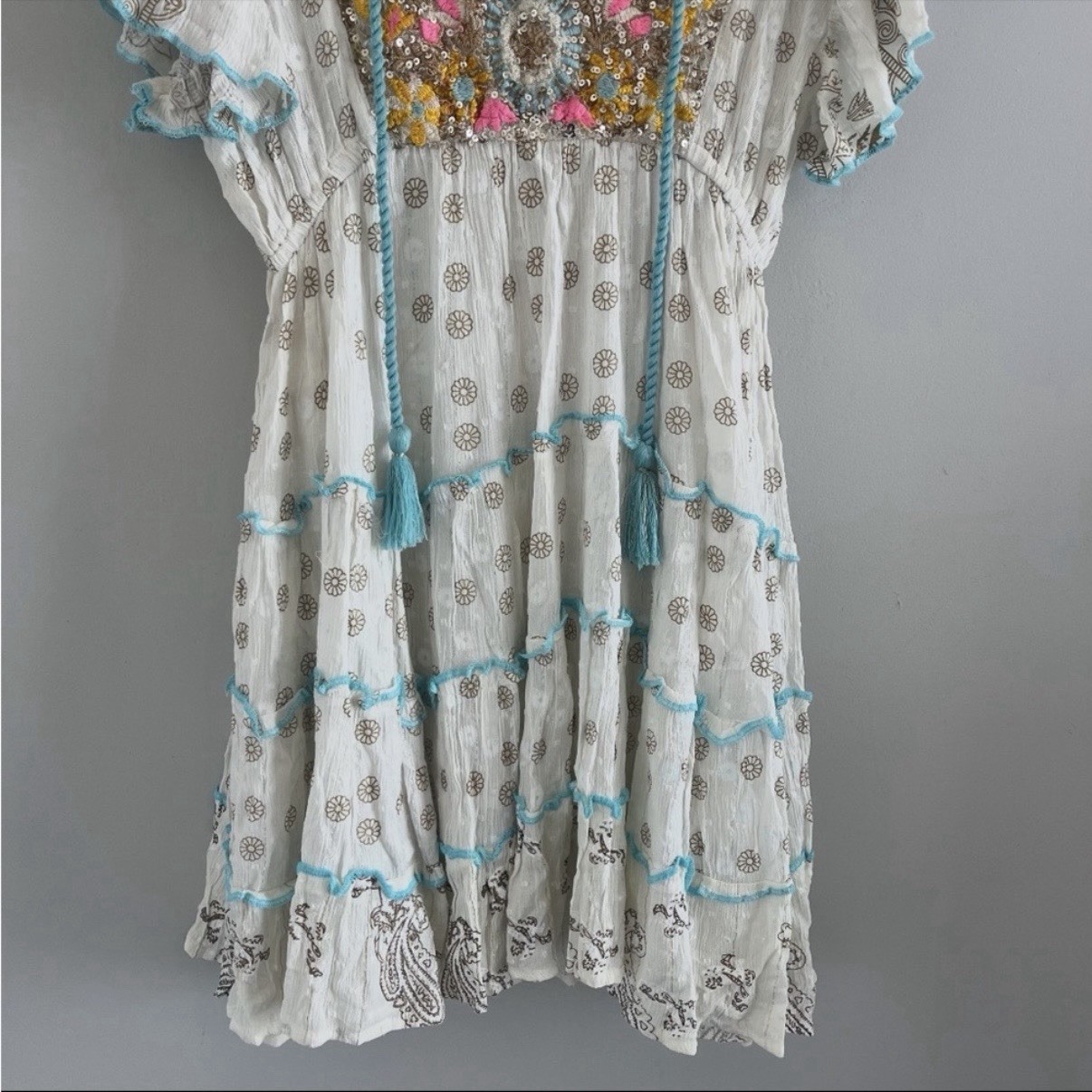Siya Women’s OS Cream Embroidered Sequin Mini Boho Peasant Dress Festival NWT