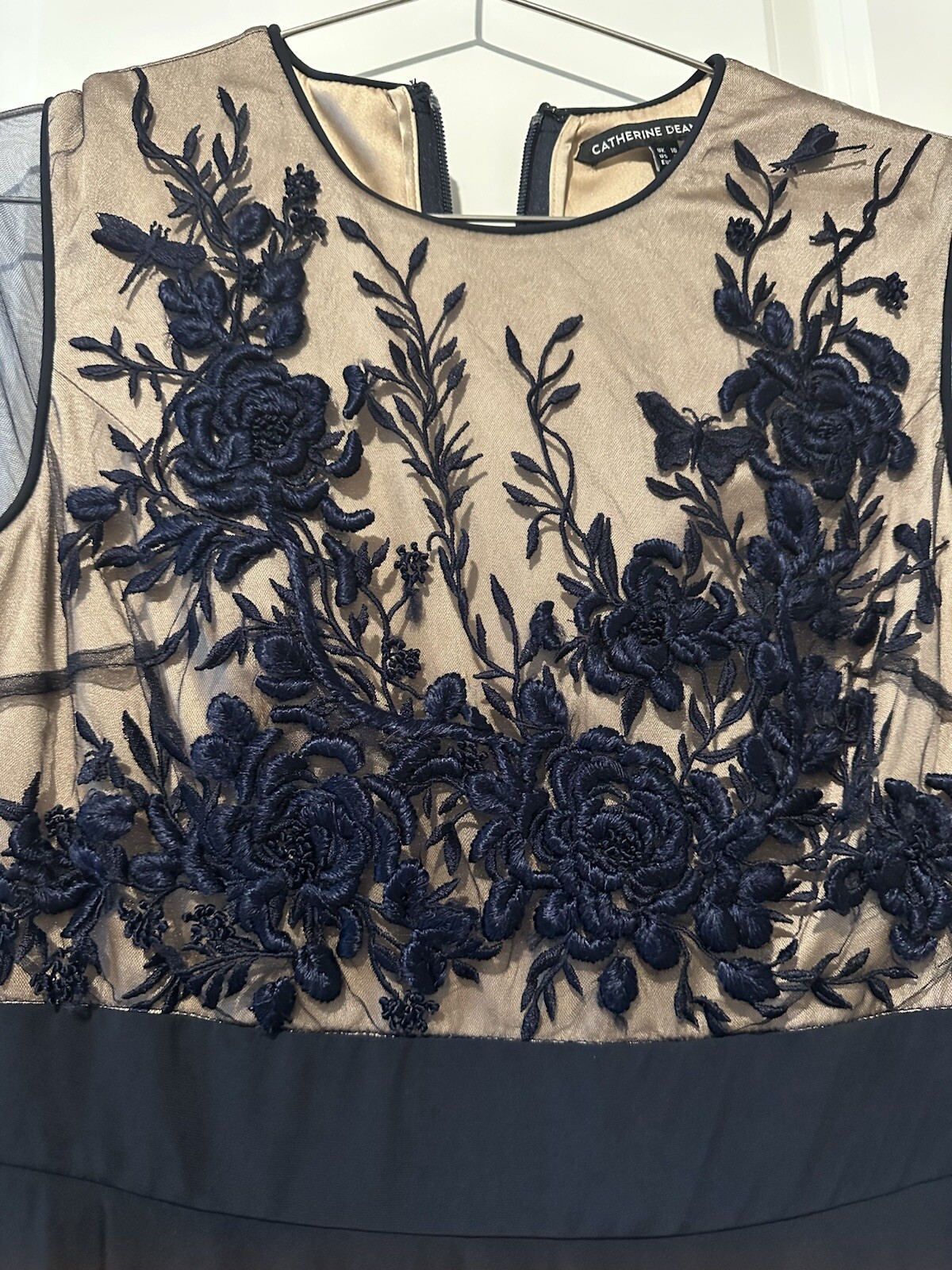 Catherine Deane Siri Embroidered Tulle Blue Long Sleeved Gown Sz 10 Silk Lining