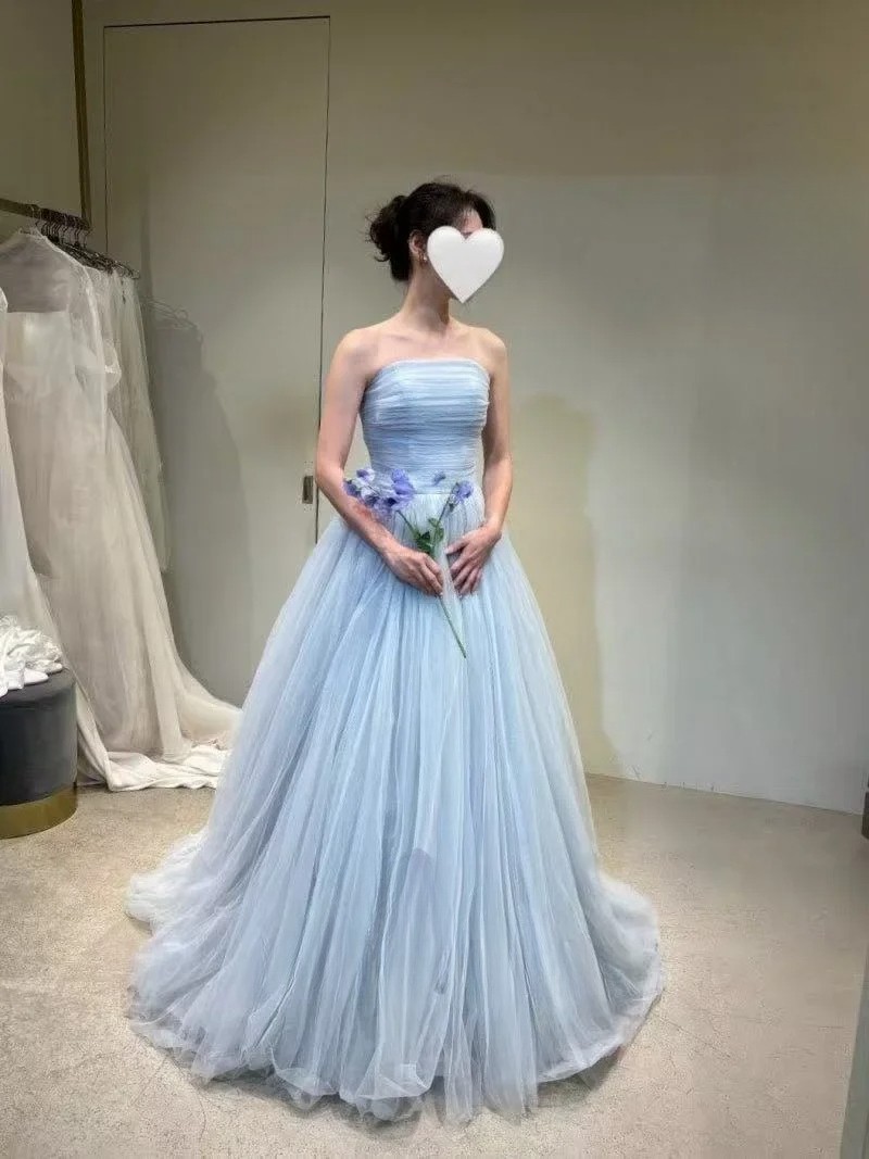 Blue chiffon sleeveless wedding dress with off shoulder layered evening gown