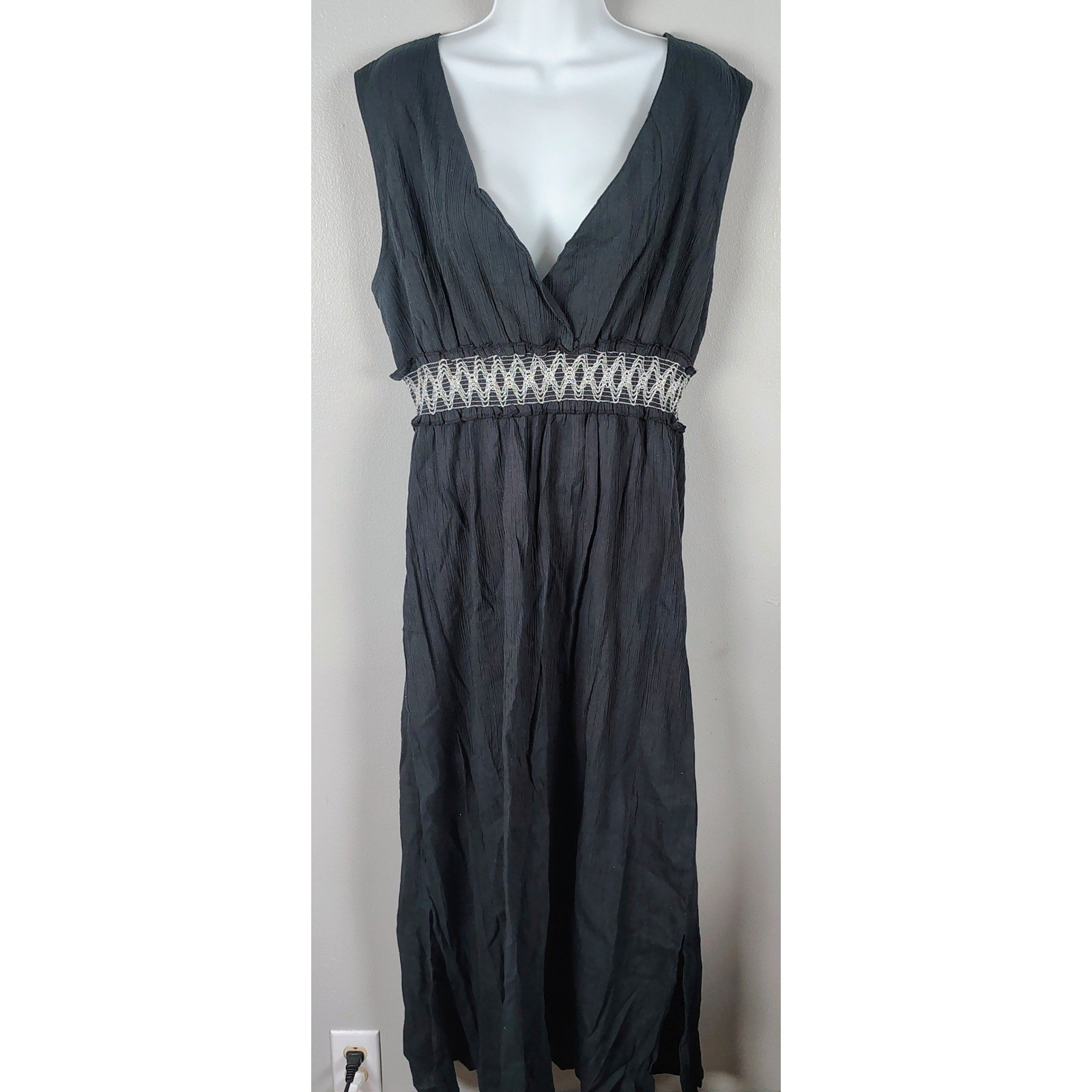 Cypress Black Cotton Gauze Smocked Empire Waist V-Neck Maxi Dress L witchy goth