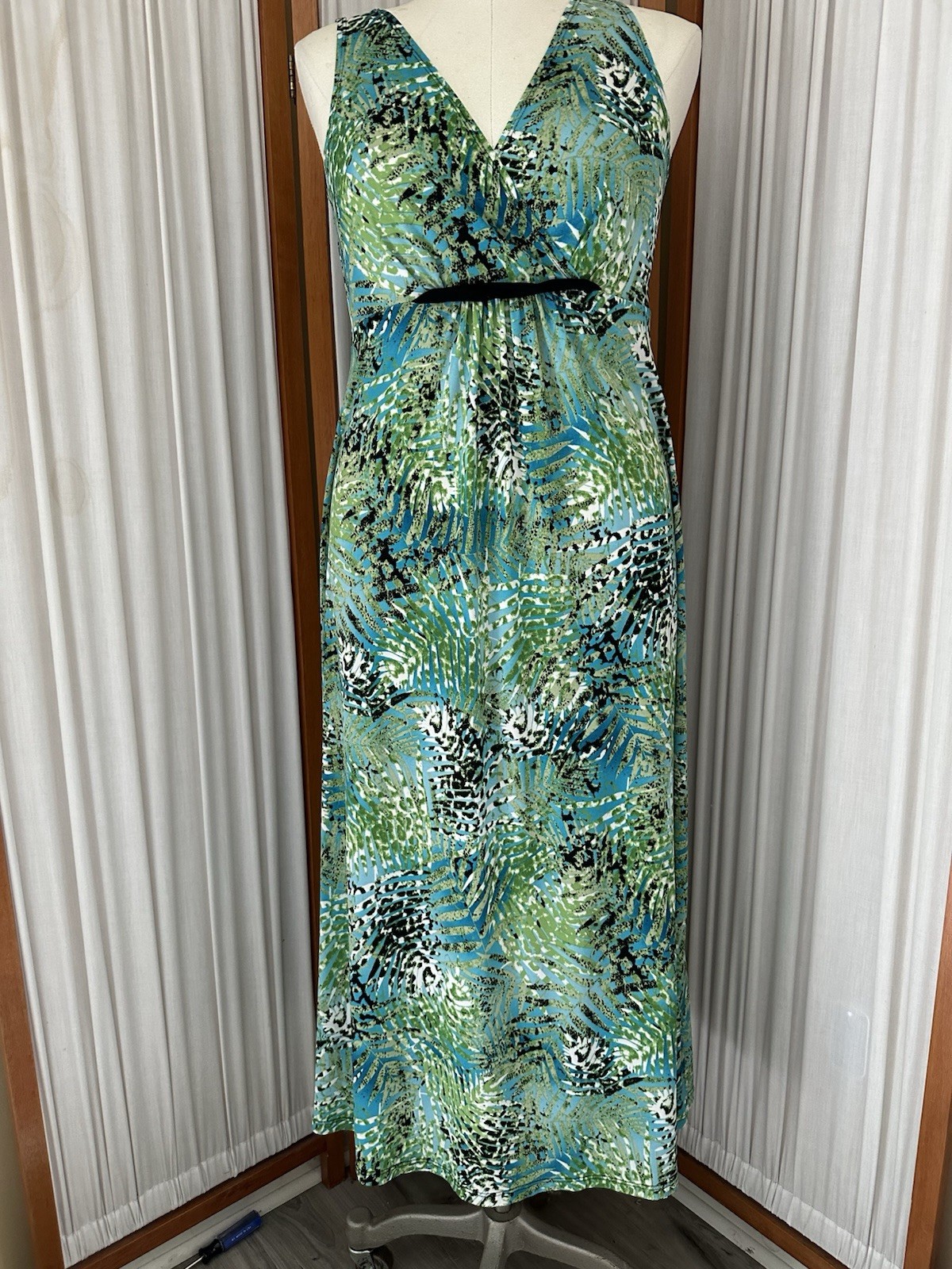 Elementz Sleeveless Stretchy Maxi Dress Feminine Classic Size S Tropical Beach