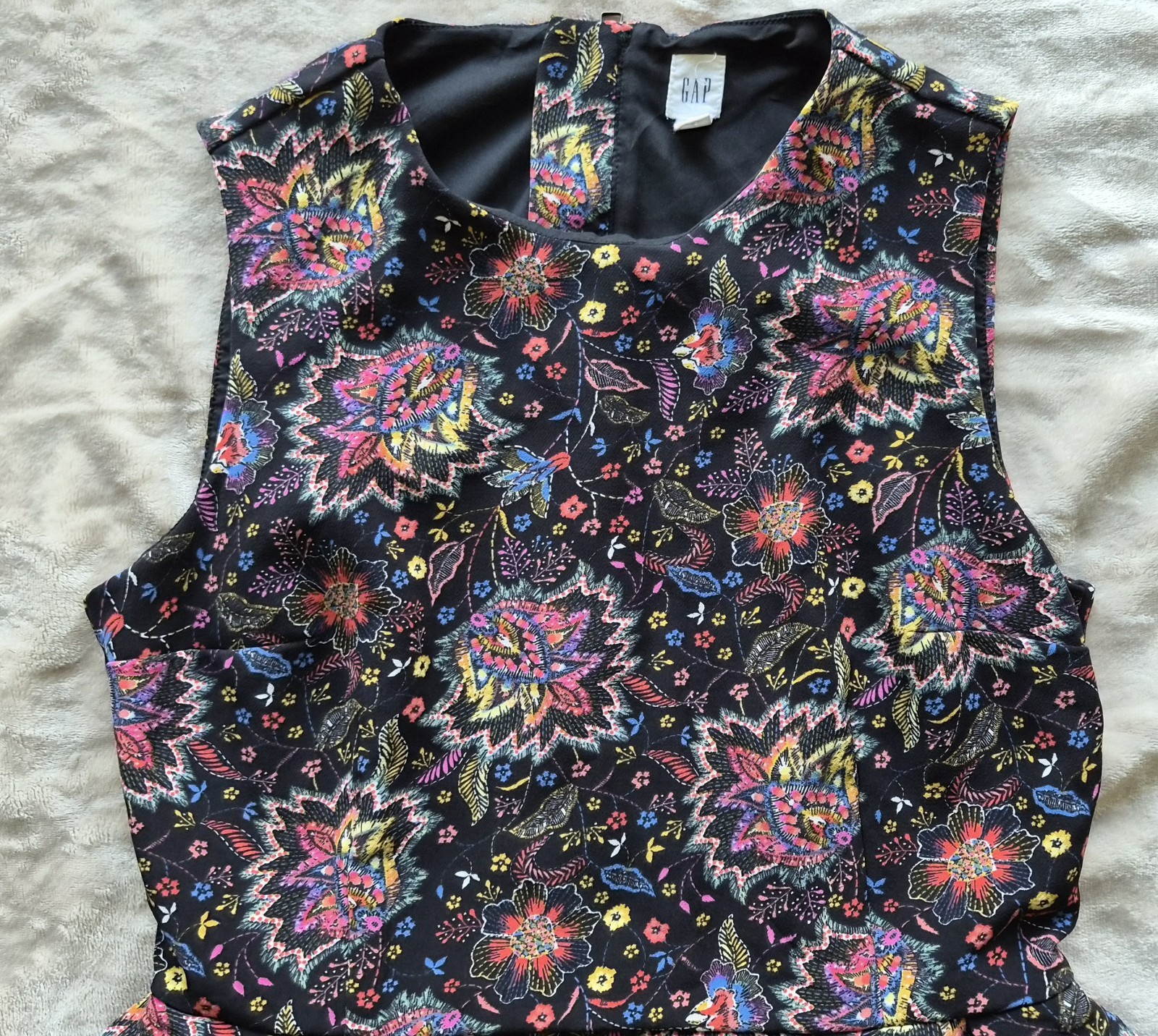 GAP Fit & Flare Floral Satin Mini Dress Black Multicolor Lined Zip Size 4