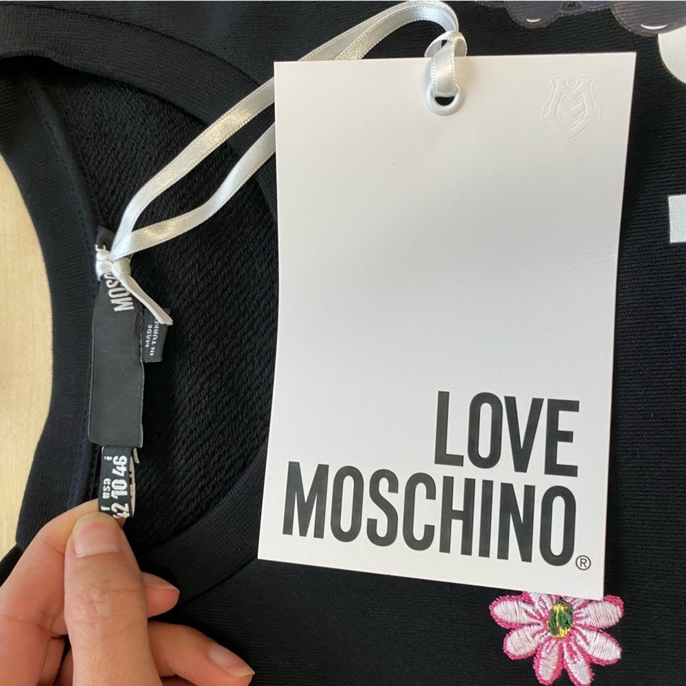 +NWT* Love Moschino Casual Winter Spring Chic Knit Graphic Print Shirt Dress
