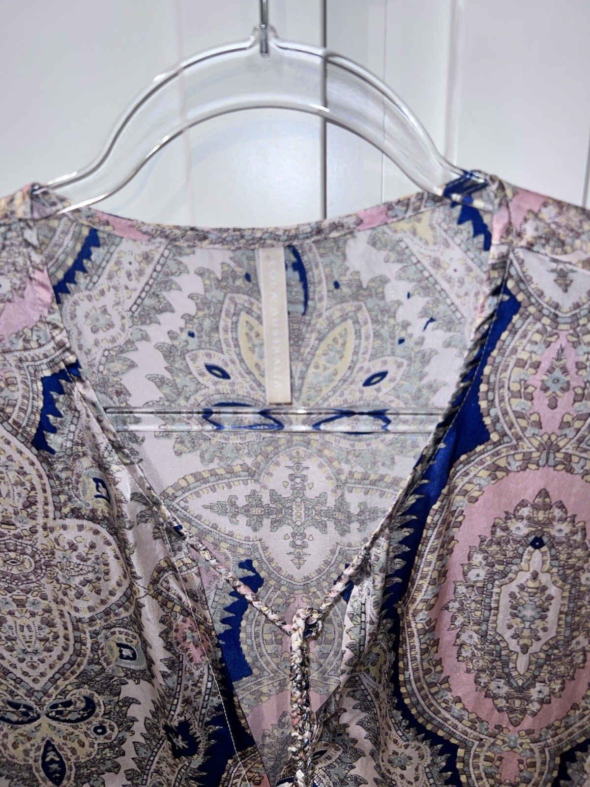 Lola Australia Silk Tiered Medallion Print Dress Size XS, Pink, Blue Long Sleeve