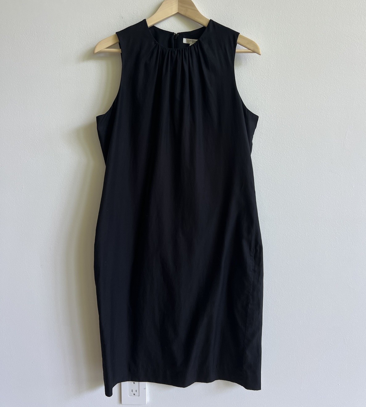 Liz Claiborne Black Silk Blend Sleeveless Shift Dress Size 12 Minimalist Office