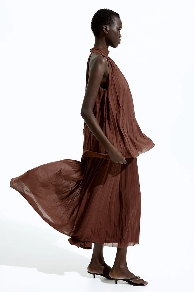 NWT H&M Pleated Layered Maxi Dress in Chocolate Brown size XS