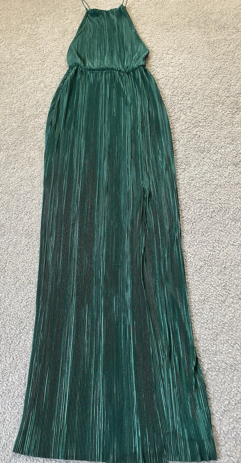 Boohoo Pleated Halter Maxi Dress Sz 4 Back Cut Out Slit Green Cocktail Party