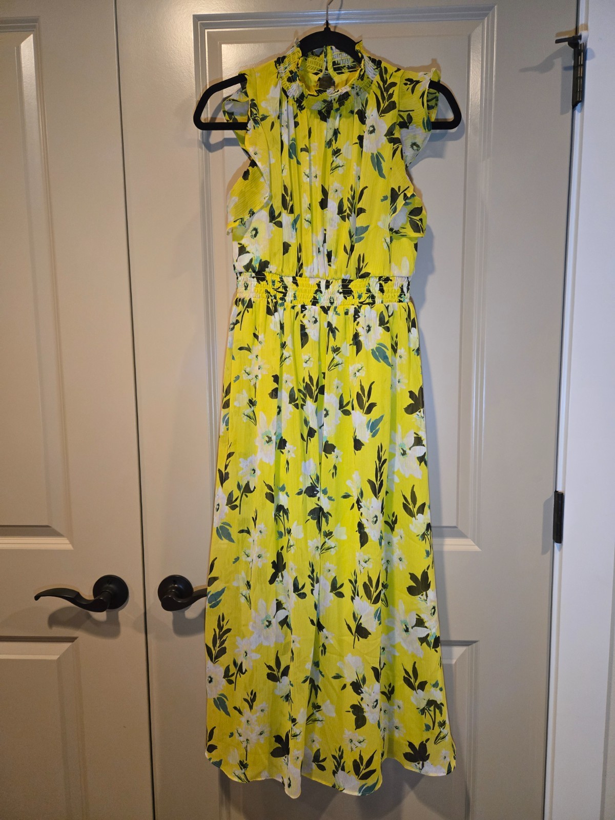 Yellow floral Ann Taylor Factory XS petite sleeveless maxi dress preowned summer