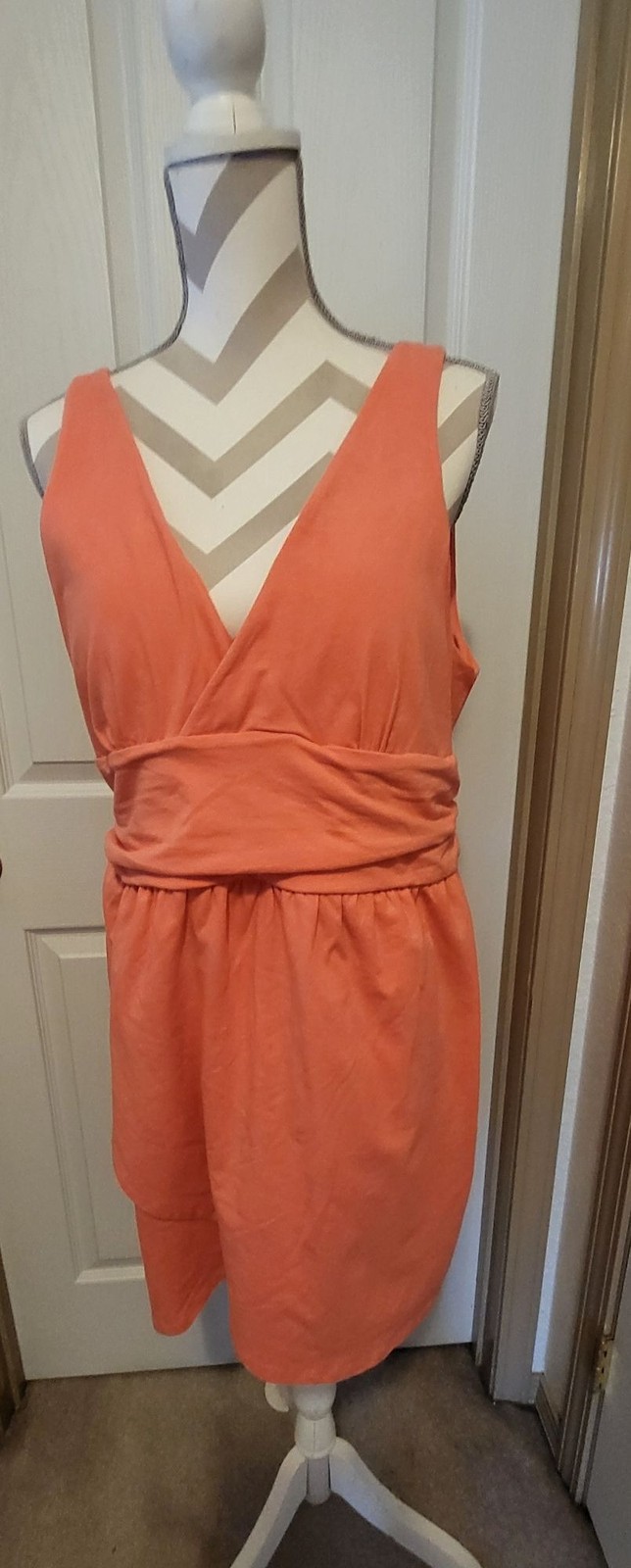 V-neck Jersey Sundress Knee Length Size XL Woman’s Bra Top Orange