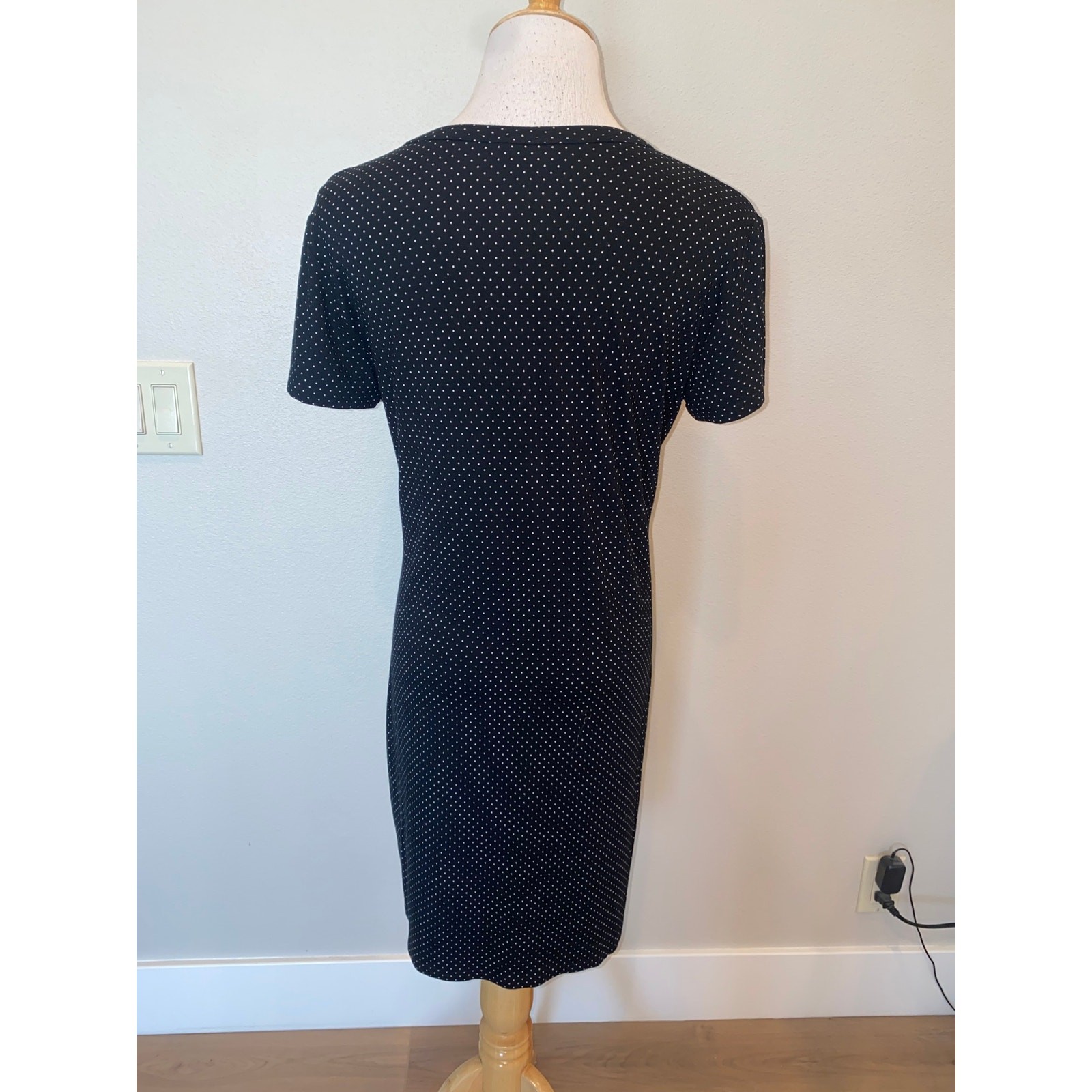 Agnes B Paris Knit Dress Pin Dot Black/White S/S Knee Length Size 3(Large)