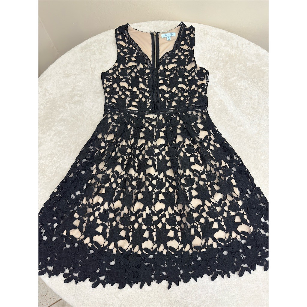 She + Sky Dress Womens Size S Black Floral Lace Fit & Flare V-Neck