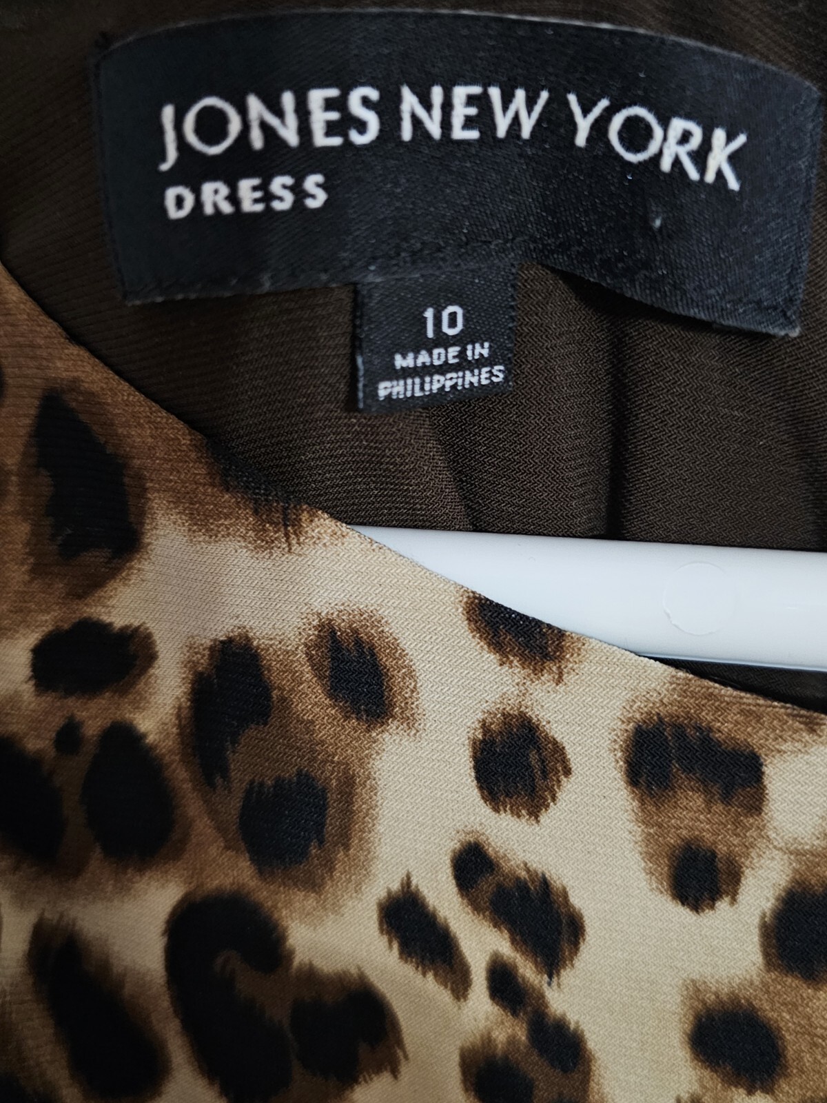 Jones New York Leopard Print Dress Size 10 95% Polyester 5% Spandex
