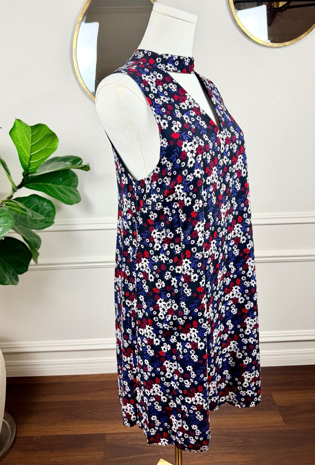 Romantic Feminine Kensie Floral Sheath Dress | Soft Girl | Size M | EUC