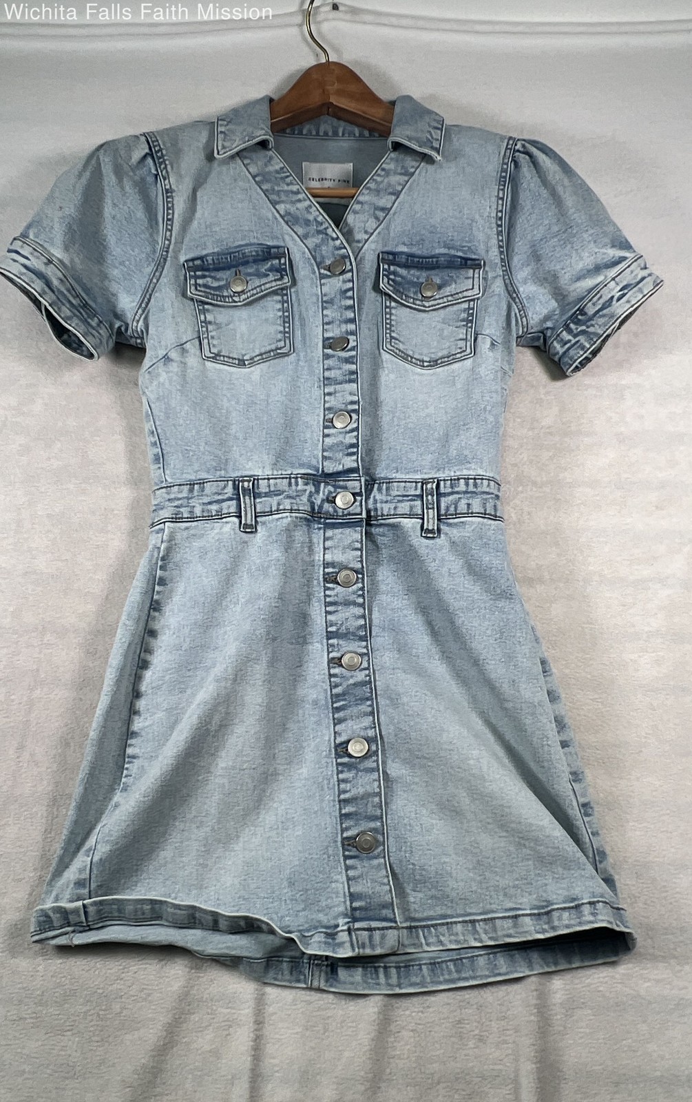 Celebrity Pink Women’s Light Wash Button Front Denim Mini Dress Size S