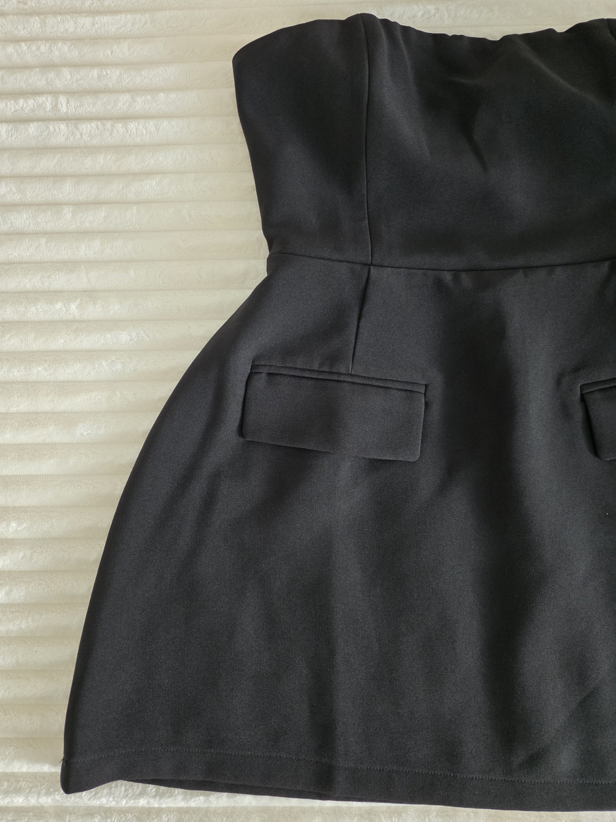 Odd Muse The Ultimate Muse Strapless Minidress with Pockets, Size Large, Black