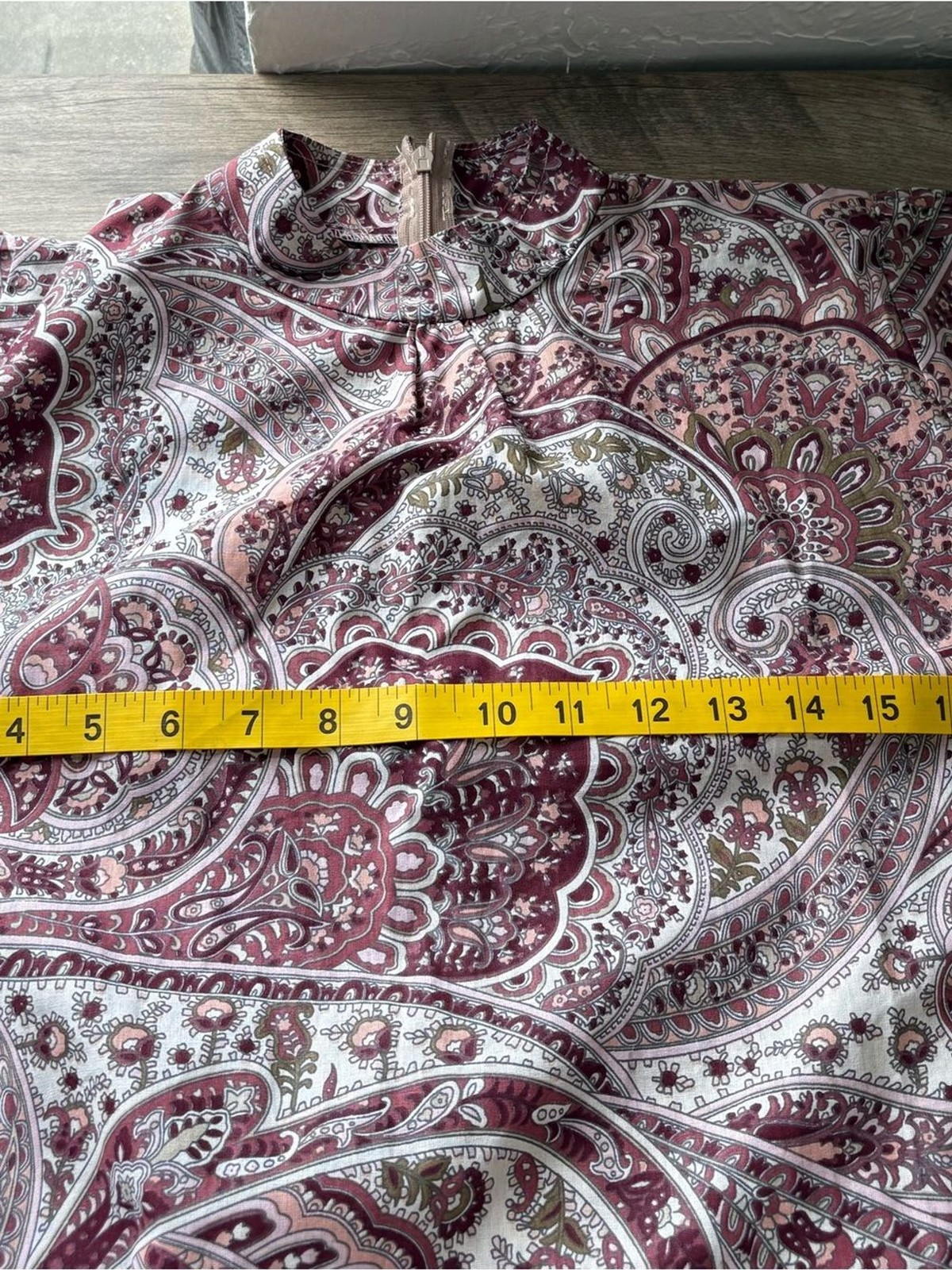 Bishop Sleeve Paisley Shift Dress in Dusty Pink size 1(36-38)