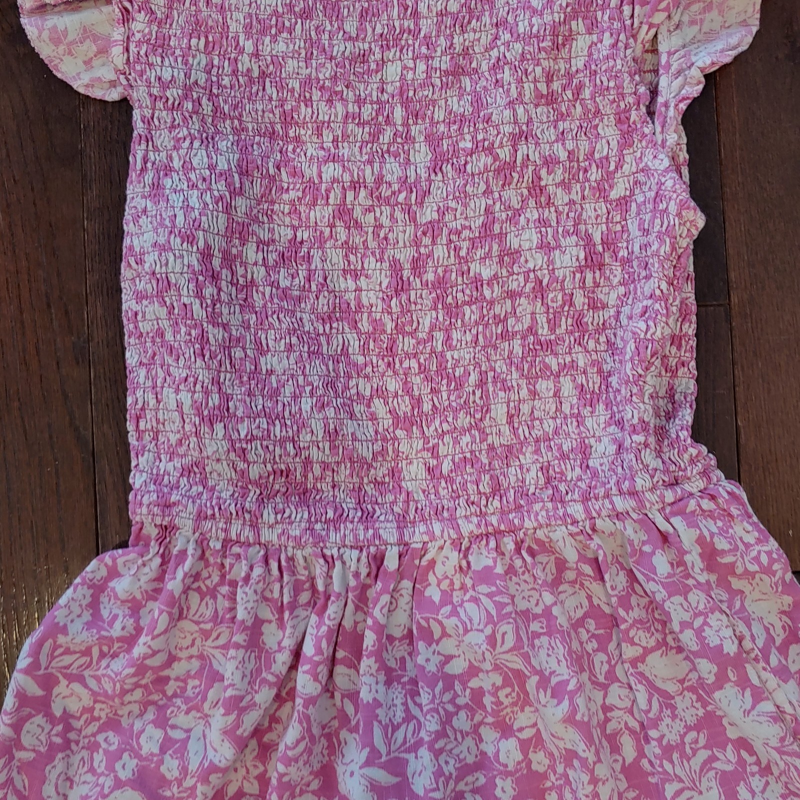 Women’s Universal Thread Smocked Mini Dress Pink Size M EUC 2022 Model