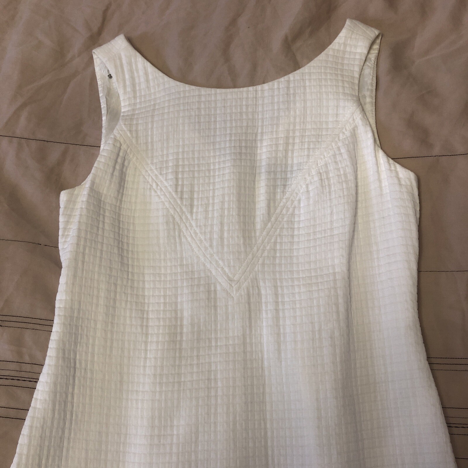 Banana Republic Mad Men White Sleeveless Cotton Sheath Size 2
