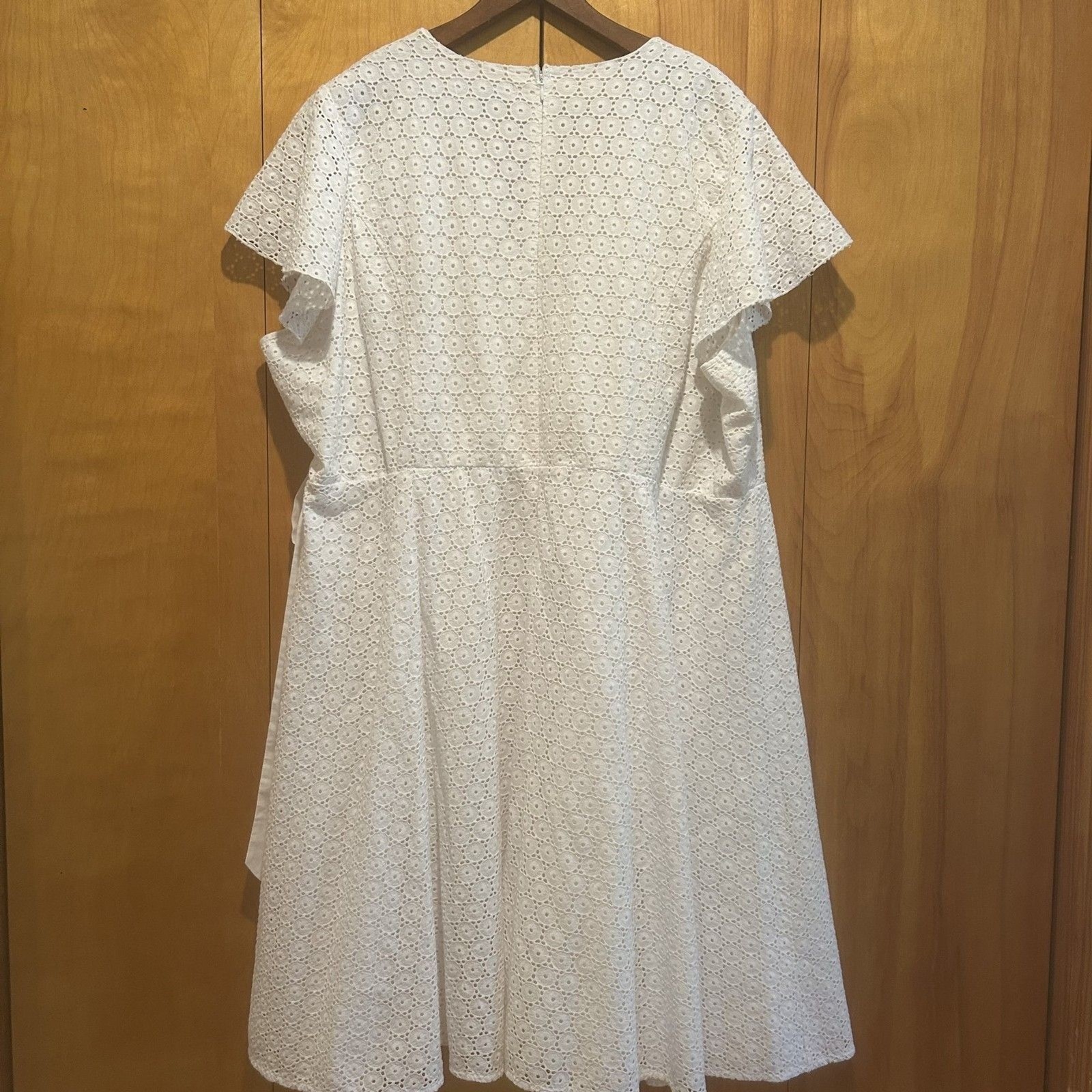 Eloquii White Eyelet Wrap Dress-Flutter Slv-Sz 28-Below Knee Length-Cottagecore
