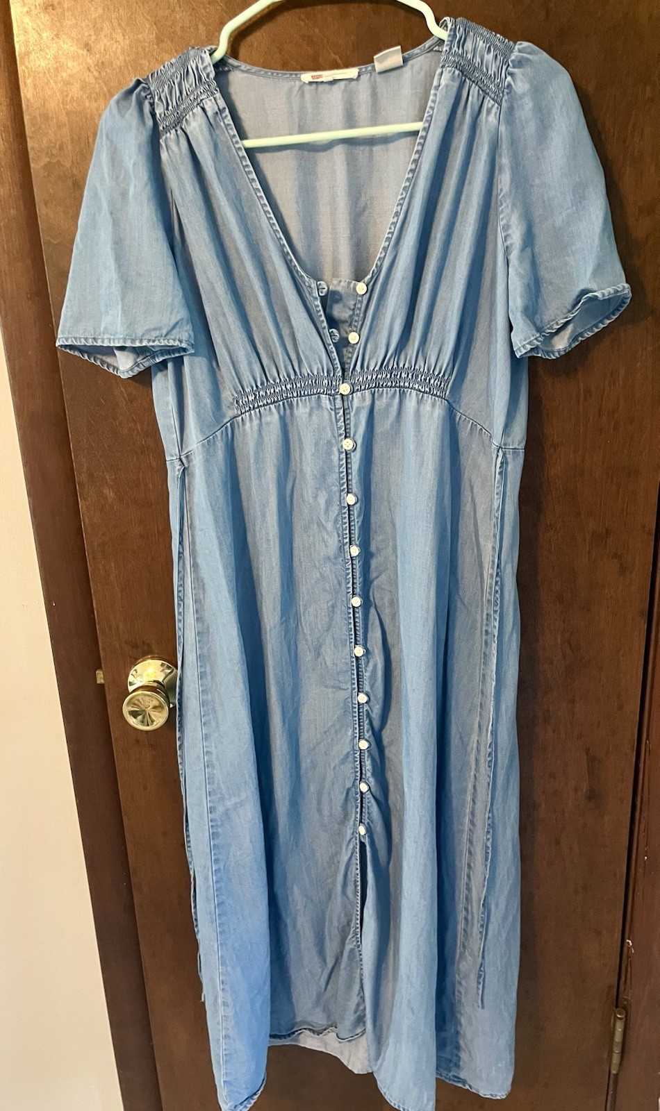 Levi’s Paola V-Neck Puff Short Sleeve Button Front Lyocell Midi Dress M