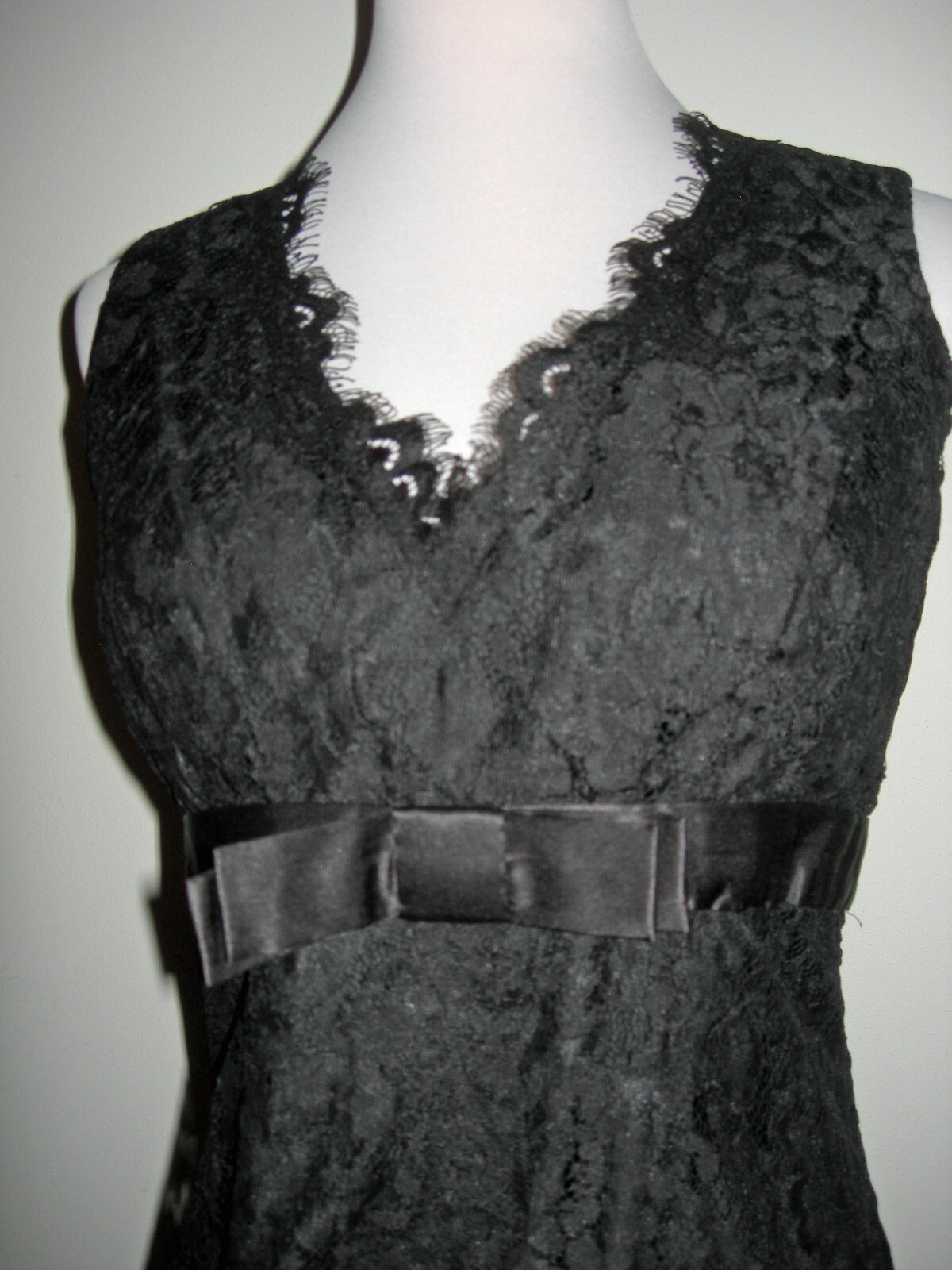 NWOT J. PETERMAN Black Lace Sheath Cocktail Party Dress 6 Midi