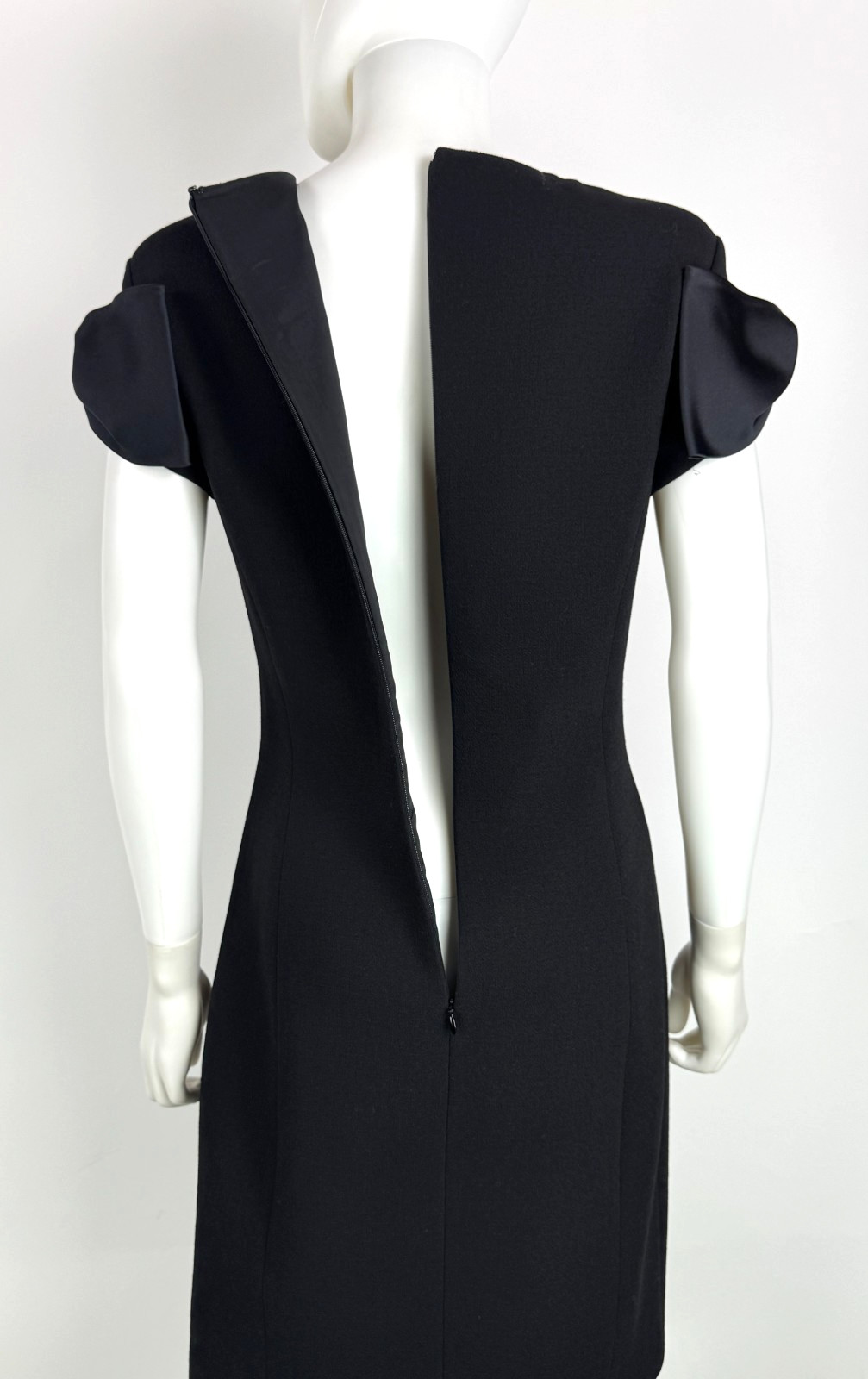 $1.8K Michael Kors Collection Black Wool Silk Cocktail Dress 6 US 42 IT M Runway