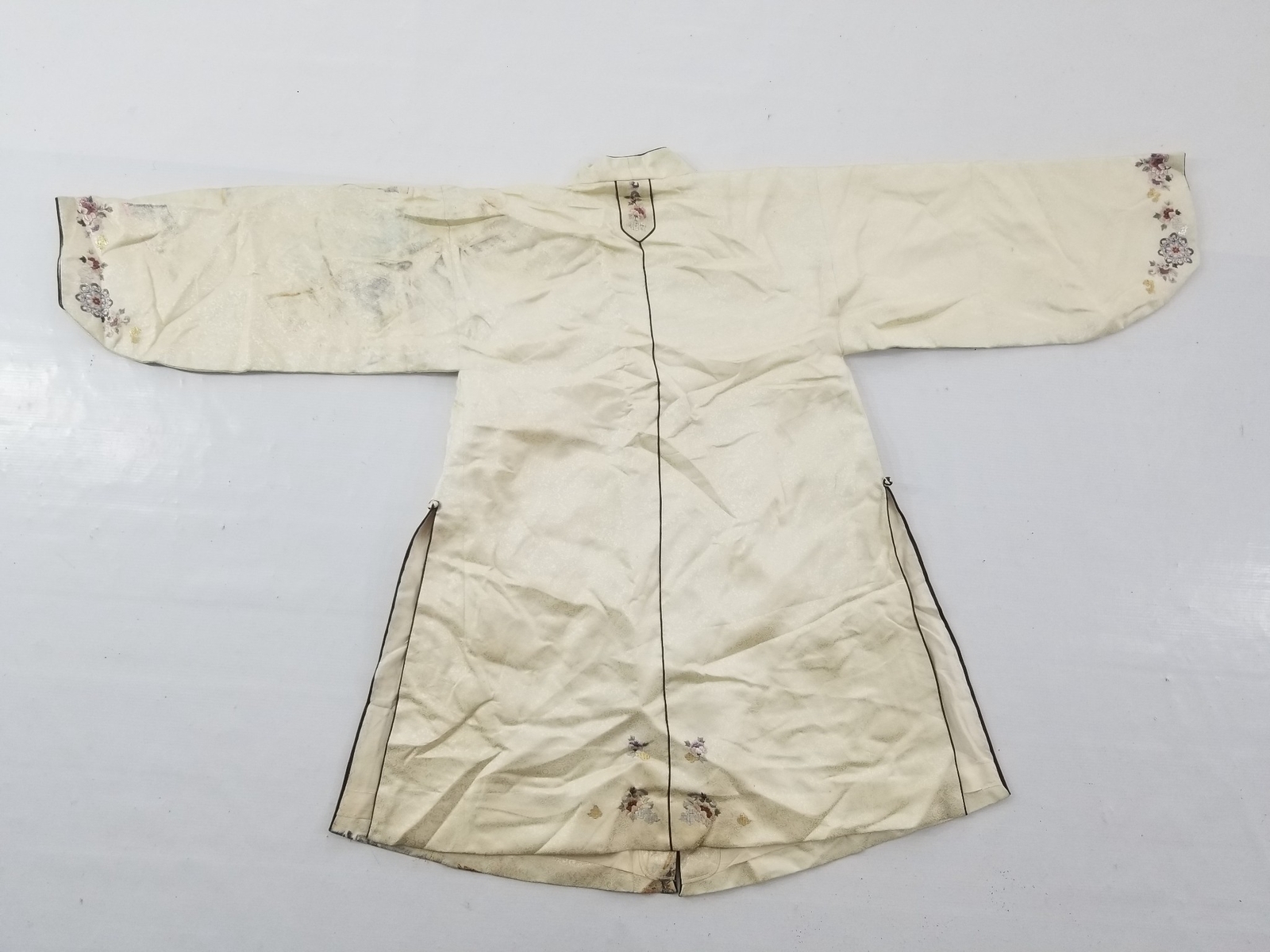 Vintage Traditional Korean Silk Embroidered Hanbok Jacket
