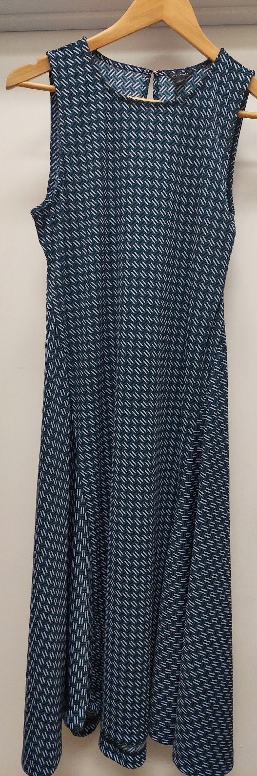 Ann Taylor Women’s Dress Size Medium/Total Lengths 43-44 inches