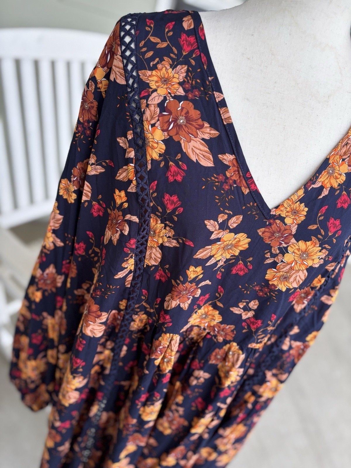 NWT Rusttydustty Dress Womens 1X Boho Long Sleeve Navy Floral V Neck Botique